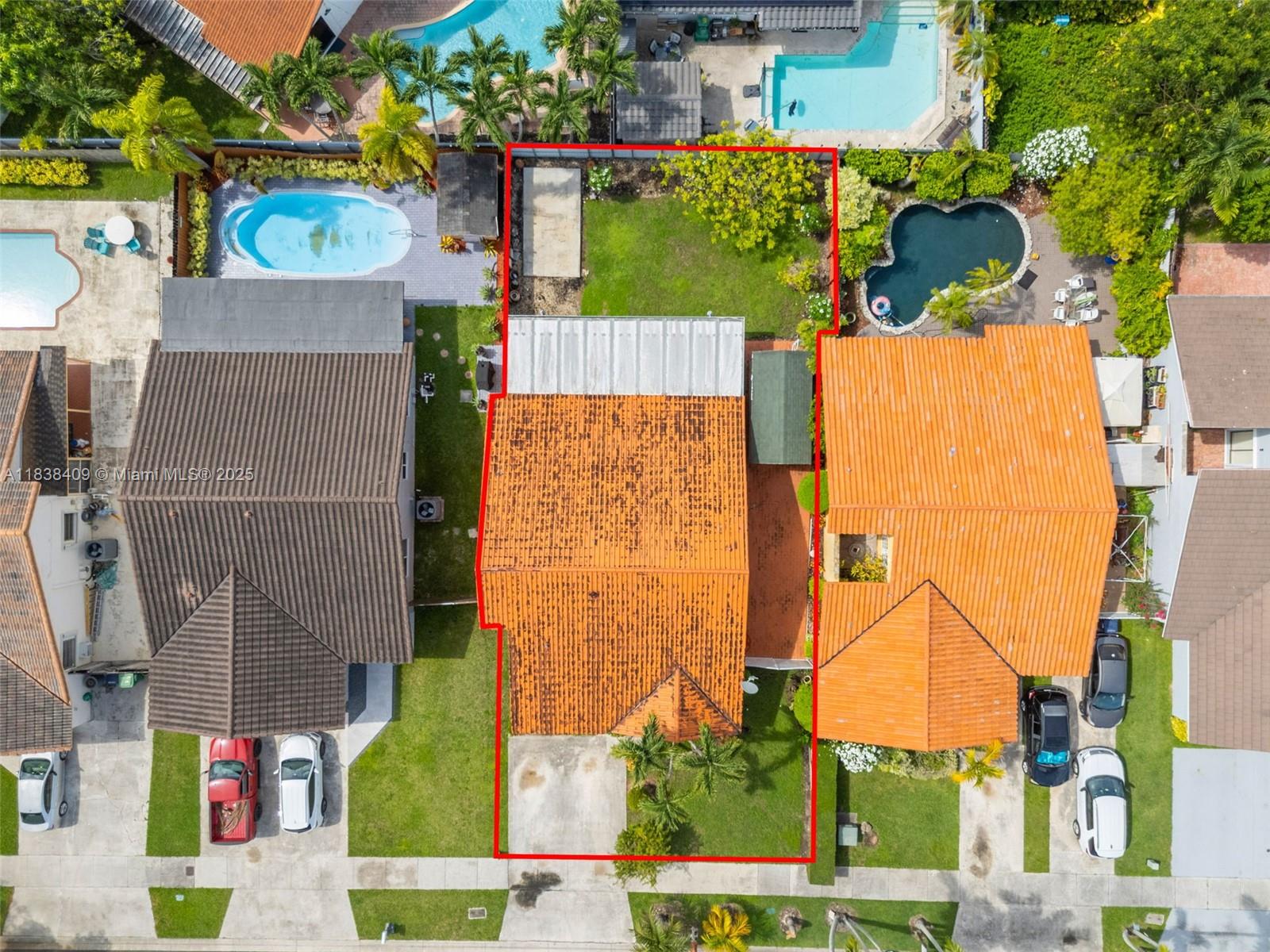 THE CEDARS OF KENDALL - Residential