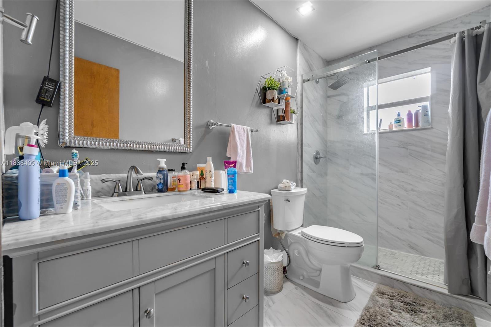 THE CEDARS OF KENDALL - Residential