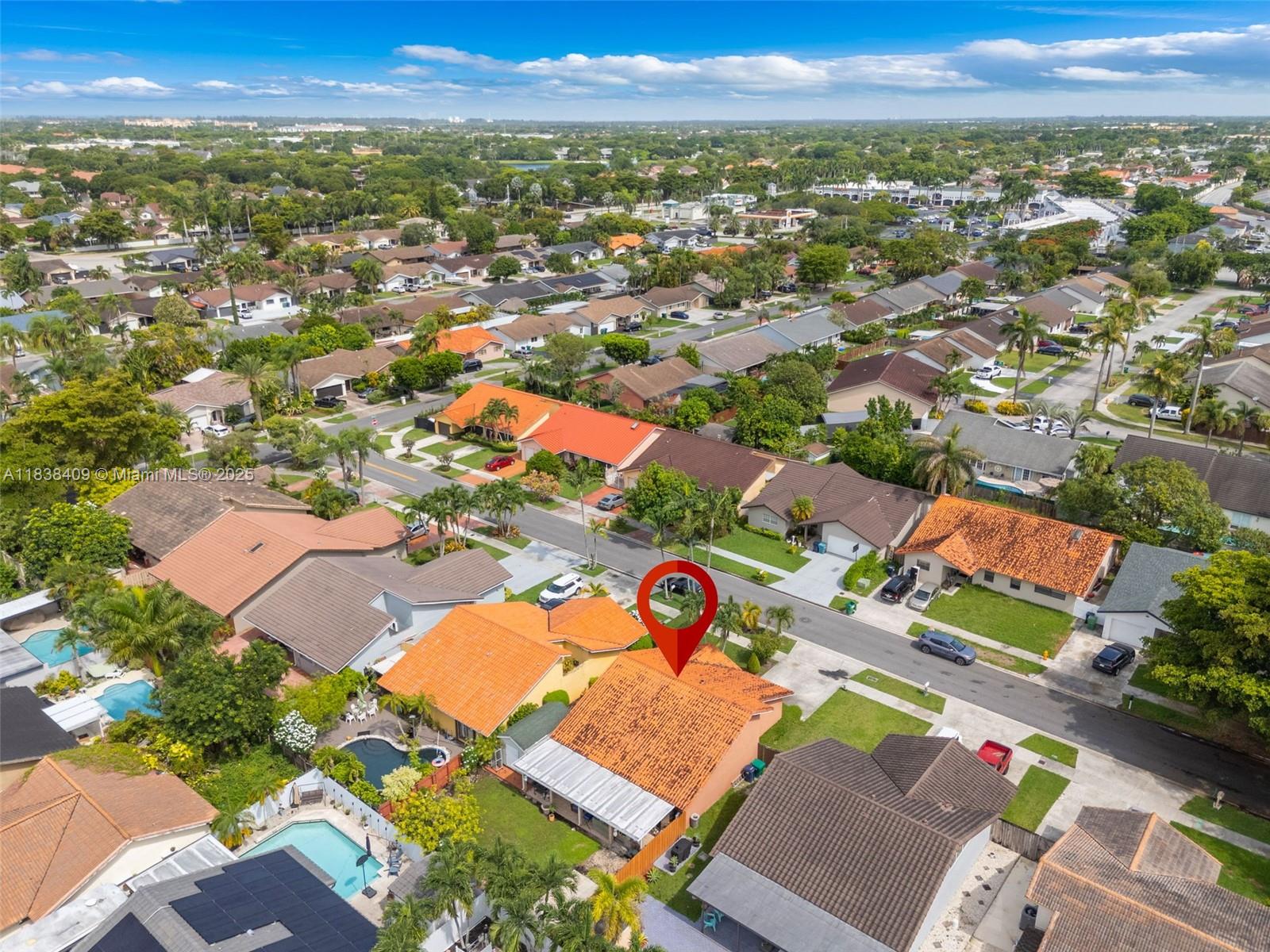 THE CEDARS OF KENDALL - Residential