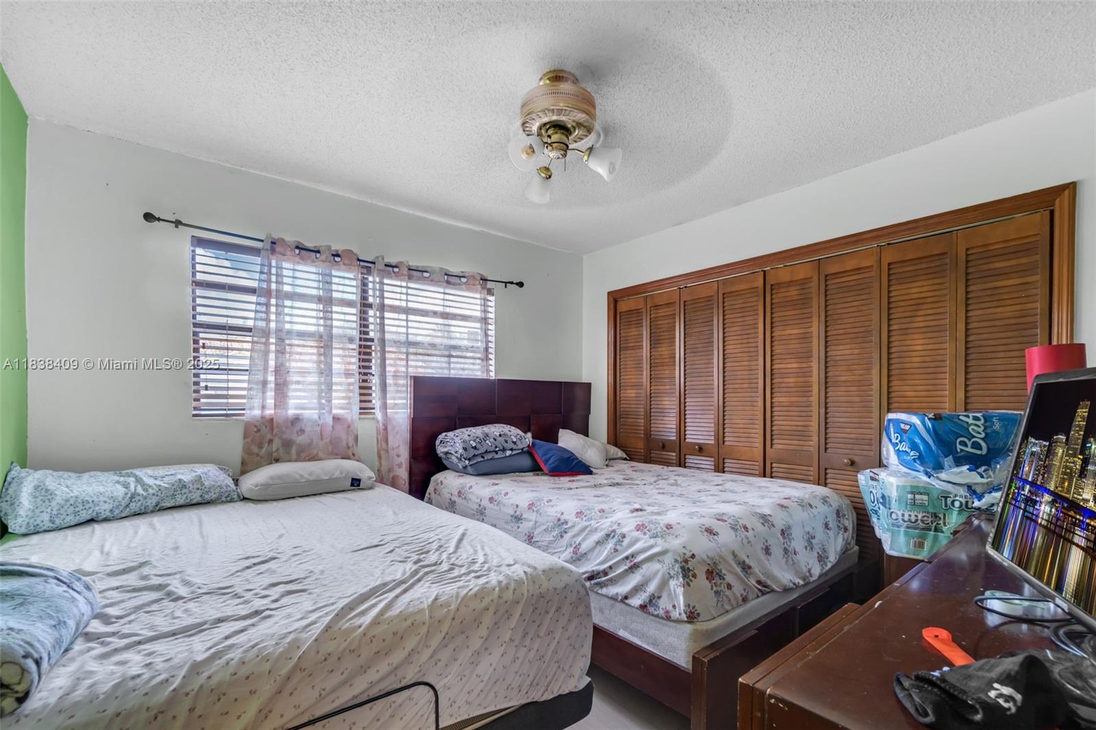 THE CEDARS OF KENDALL - Residential