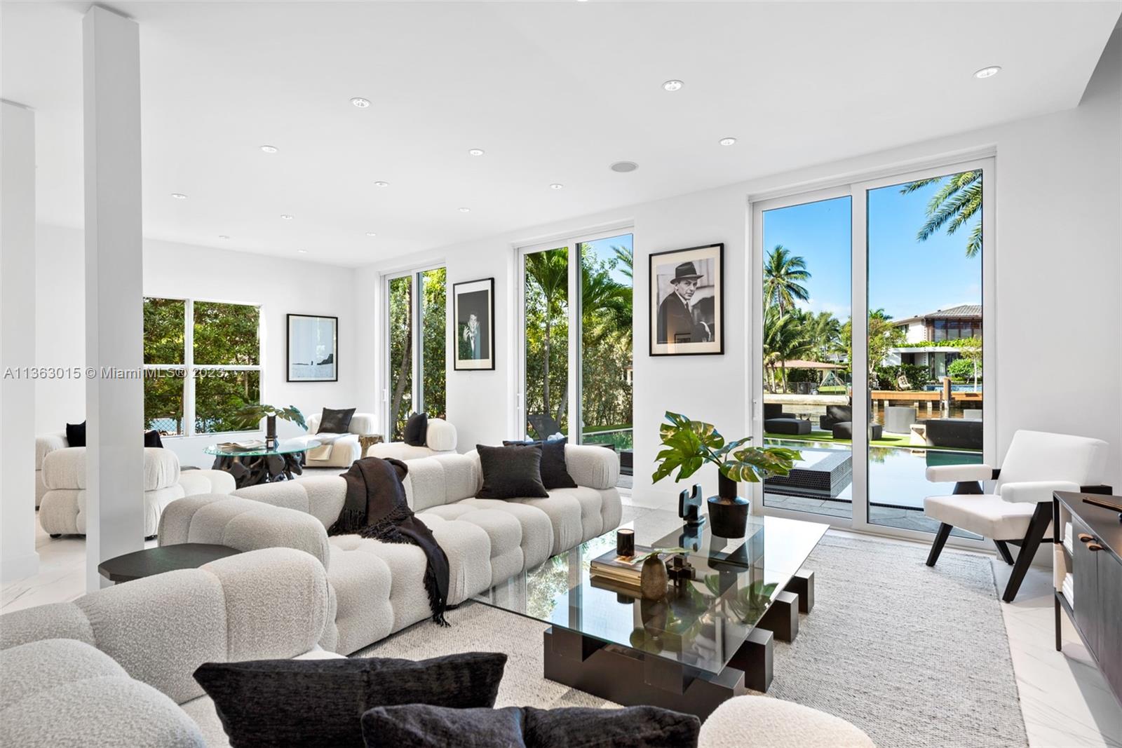 GOLDEN BEACH SEC D - Residential