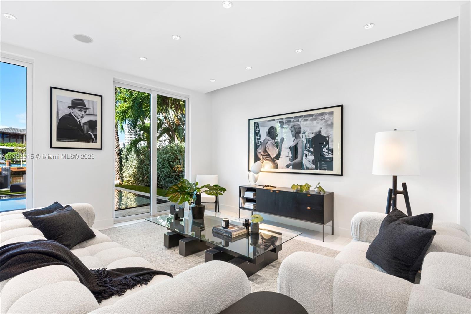 GOLDEN BEACH SEC D - Residential