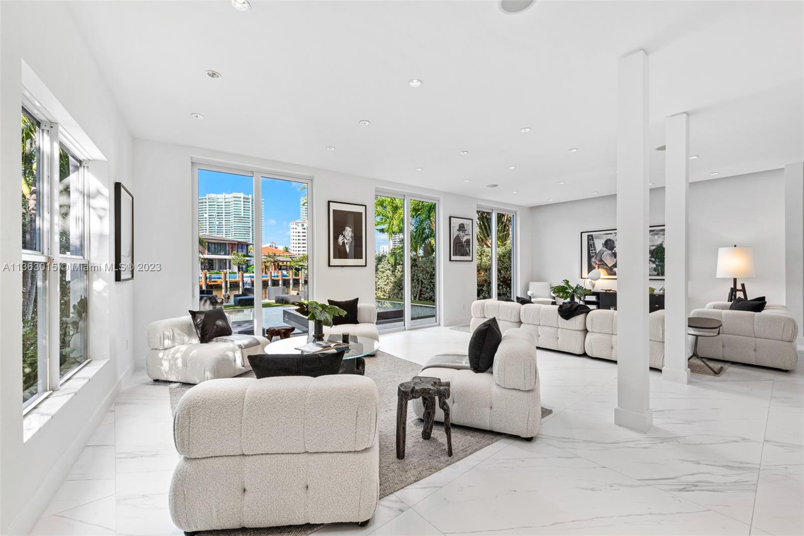 GOLDEN BEACH SEC D - Residential