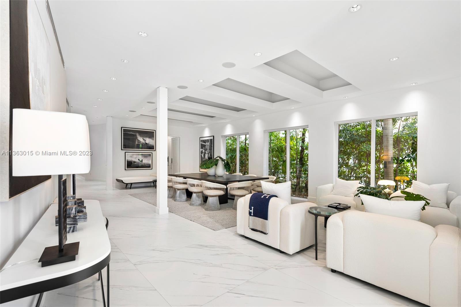 GOLDEN BEACH SEC D - Residential