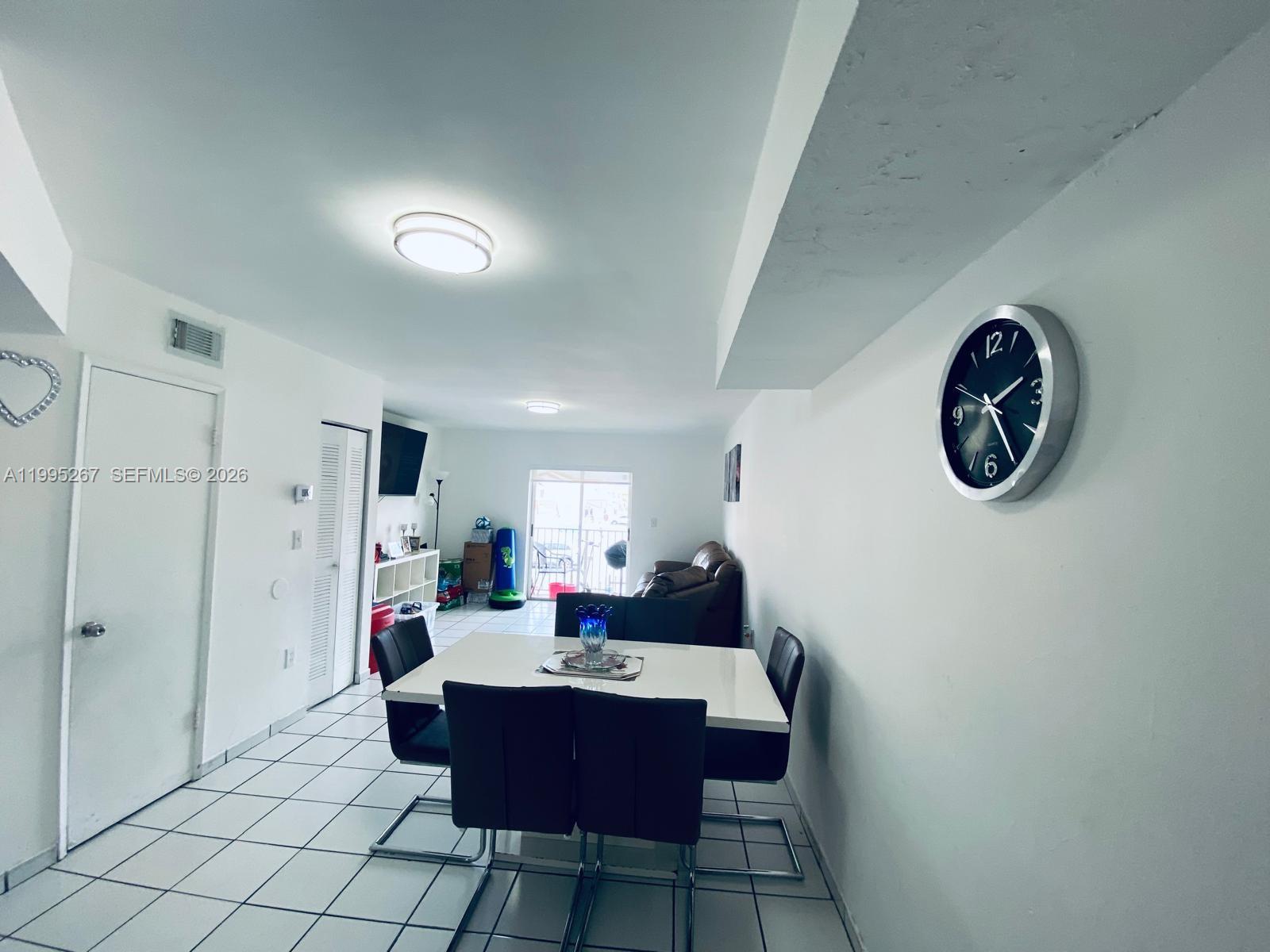 VILLA VERANDA CONDO - Residential