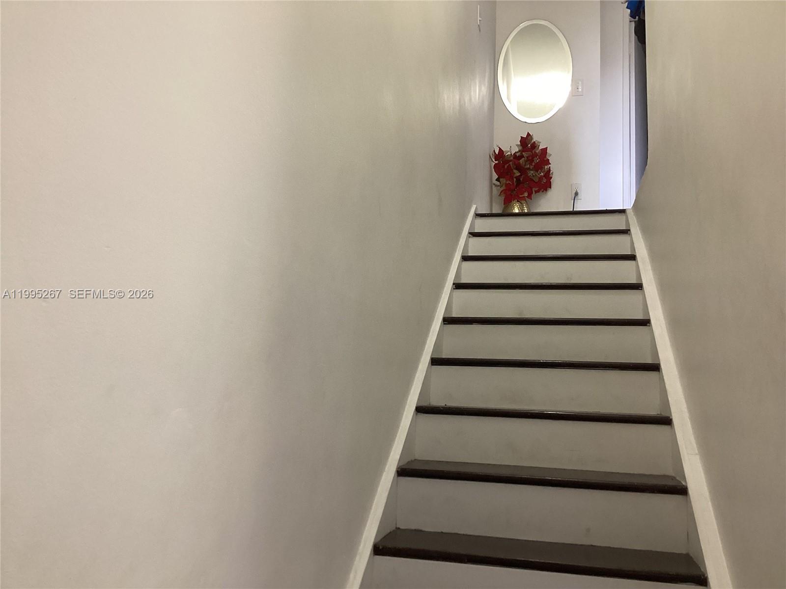 VILLA VERANDA CONDO - Residential