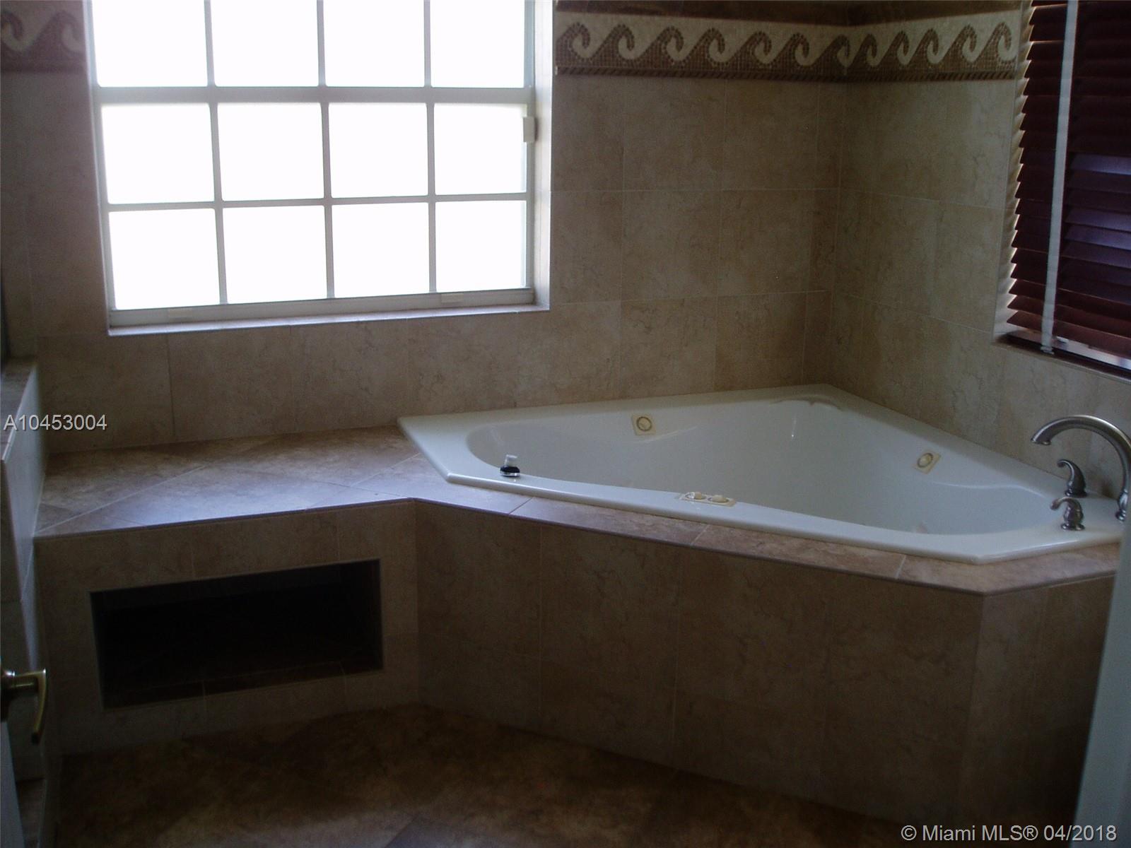 SAWGRASS PRESERVE - Residential Lease