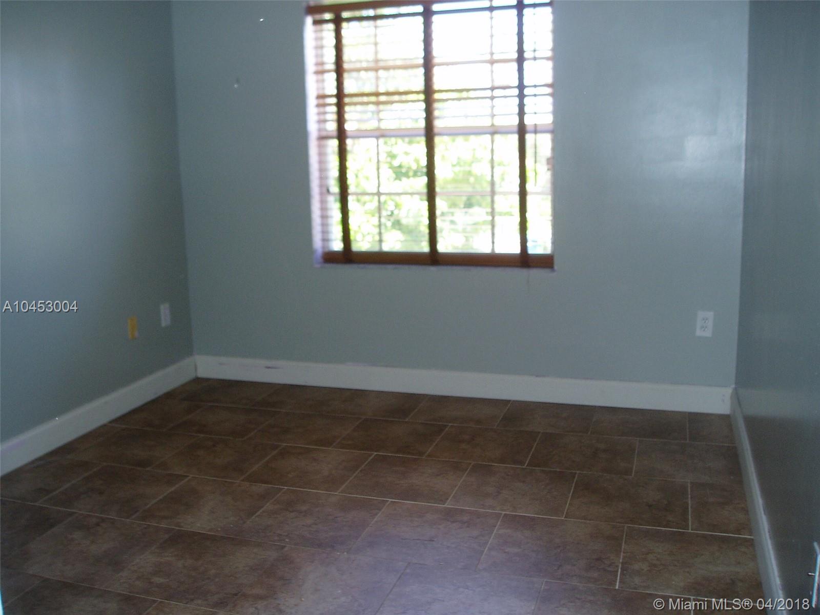 SAWGRASS PRESERVE - Residential Lease