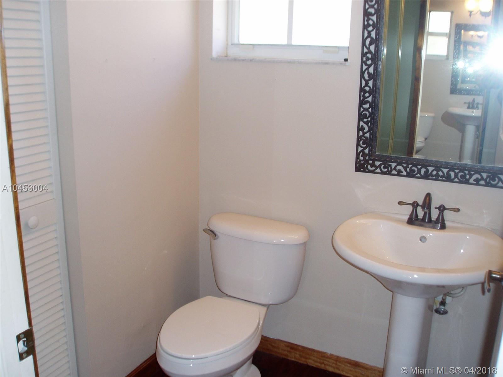 SAWGRASS PRESERVE - Residential Lease