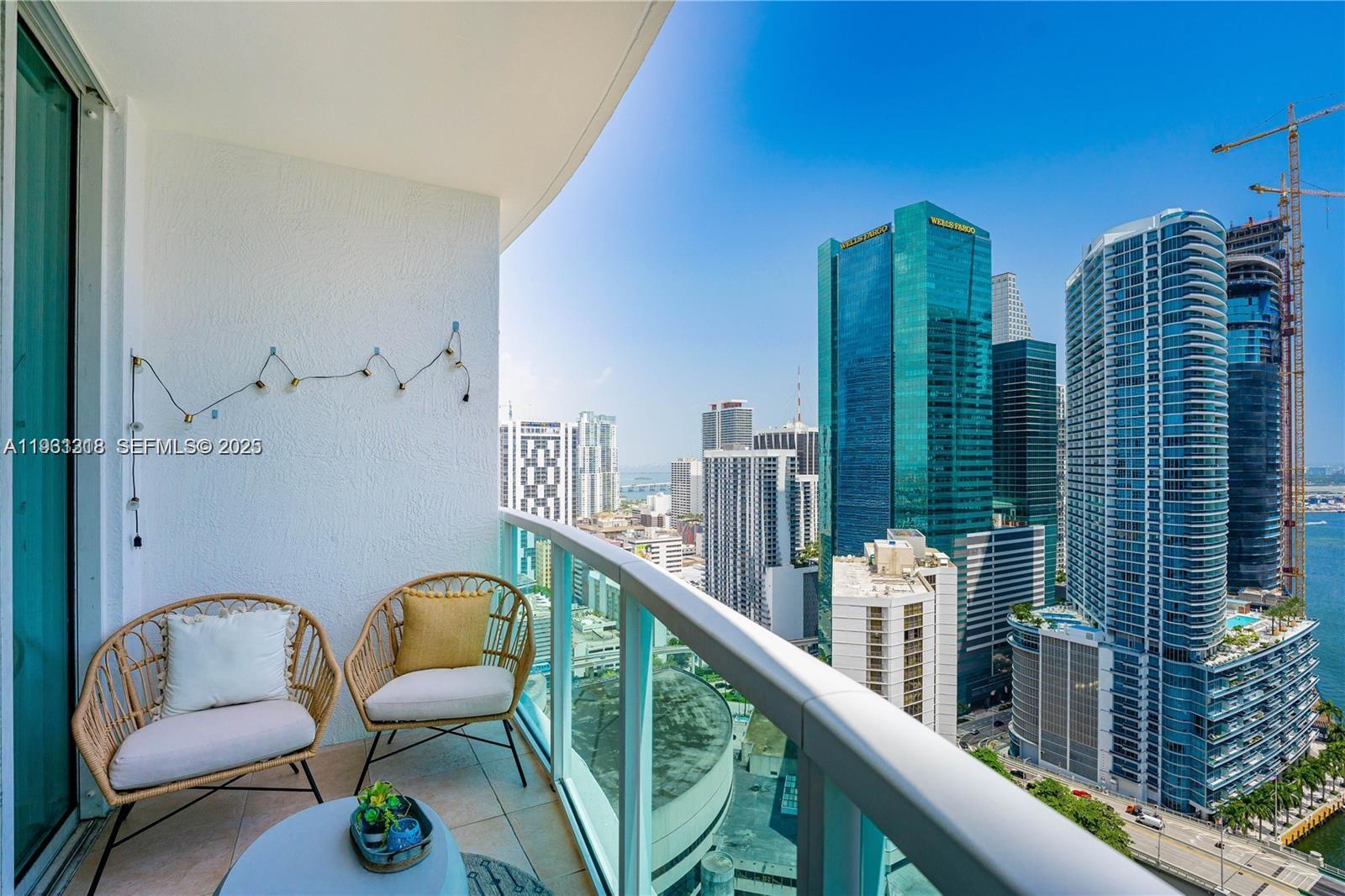 BRICKELL ON THE RIVER N T - Residential Lease