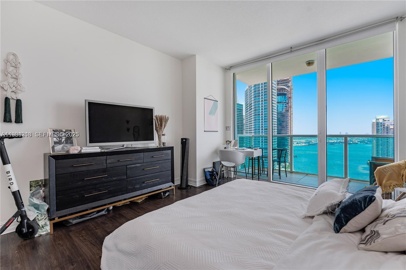 BRICKELL ON THE RIVER N T - Residential Lease