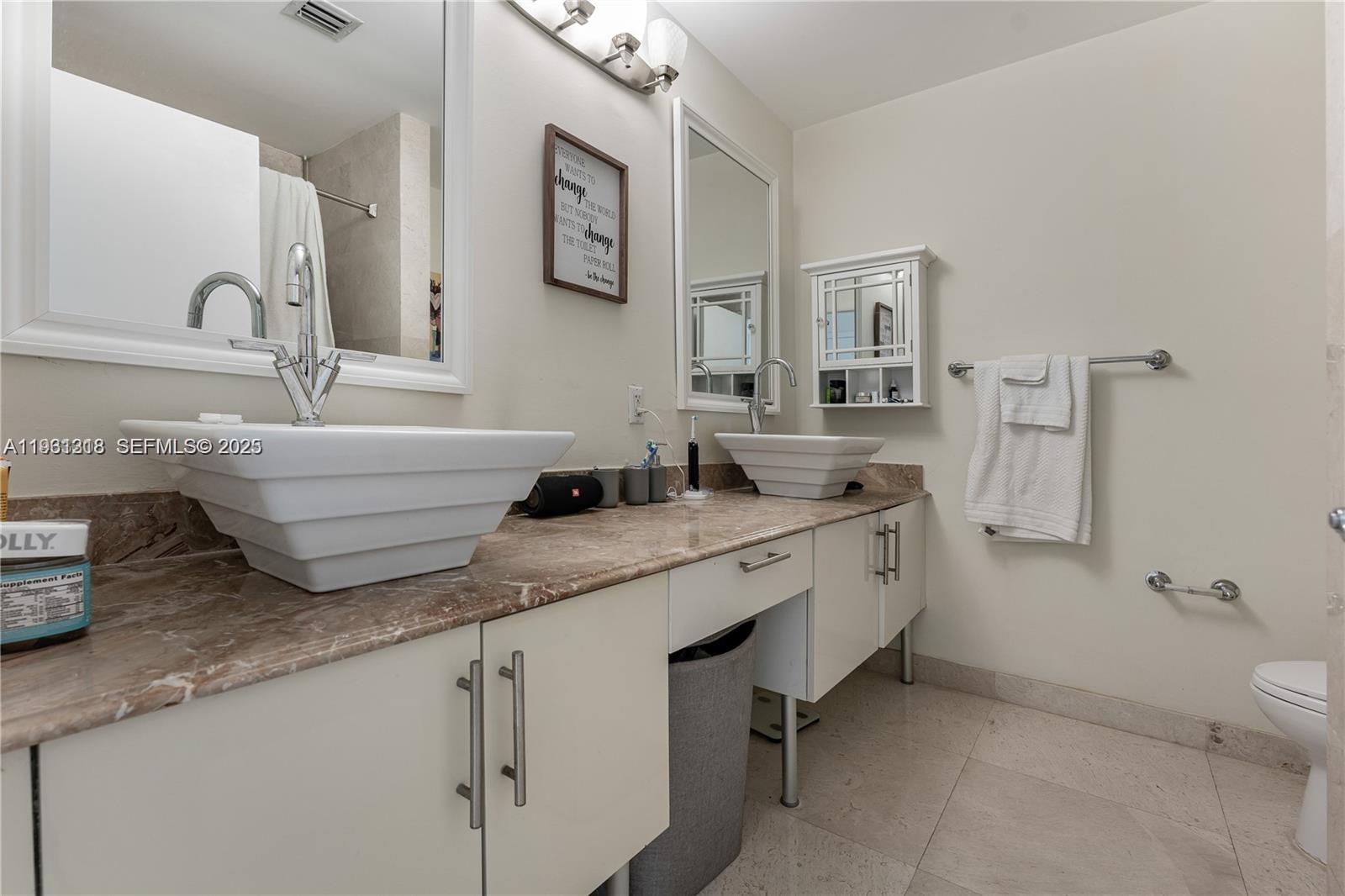 BRICKELL ON THE RIVER N T - Residential Lease