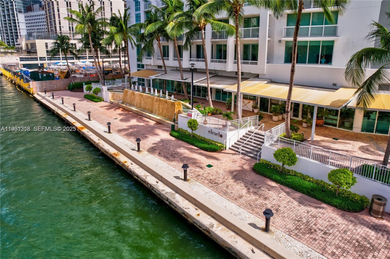 BRICKELL ON THE RIVER N T - Residential Lease