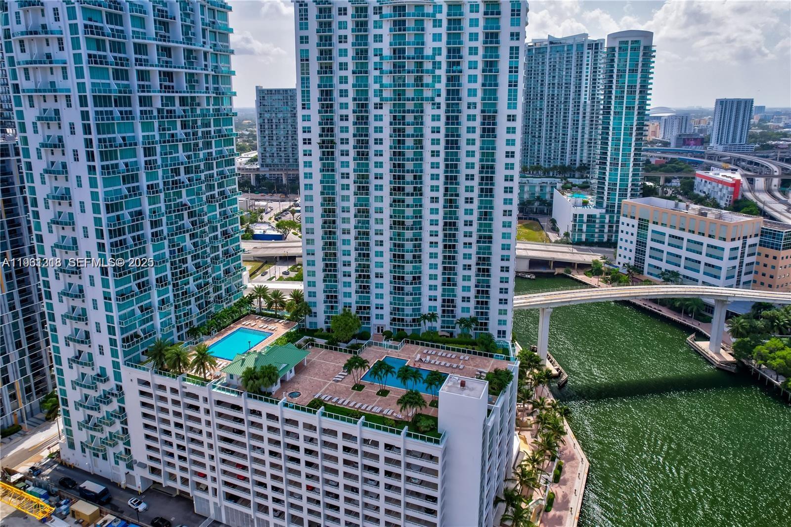 BRICKELL ON THE RIVER N T - Residential Lease