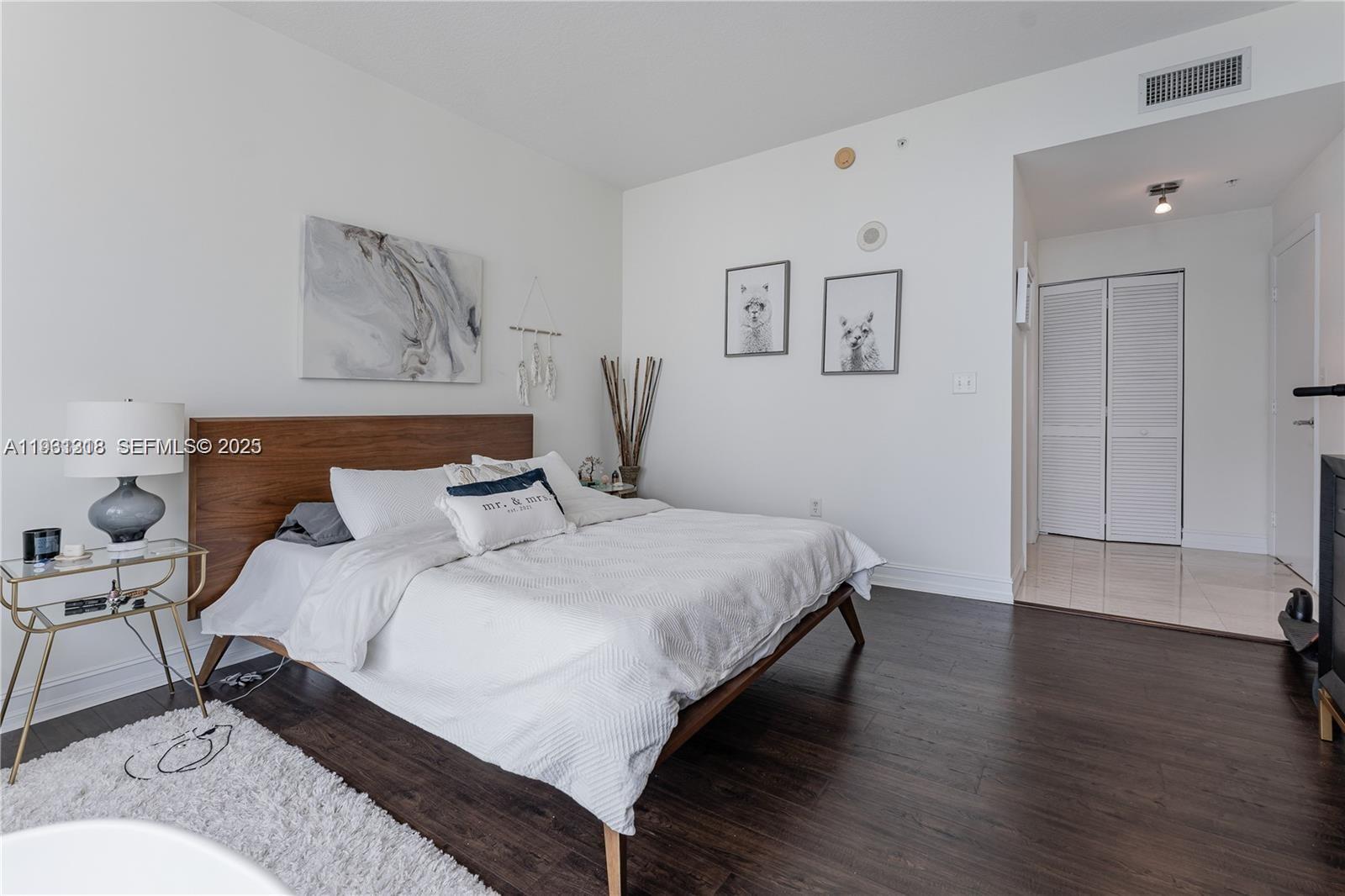 BRICKELL ON THE RIVER N T - Residential Lease