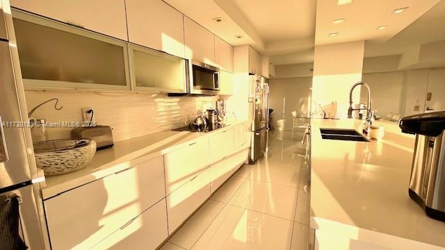 Property for Sale at 19707 Turnberry Way 10L, Aventura, Miami-Dade County, Florida - Bedrooms: 2 
Bathrooms: 2  - $705,000
