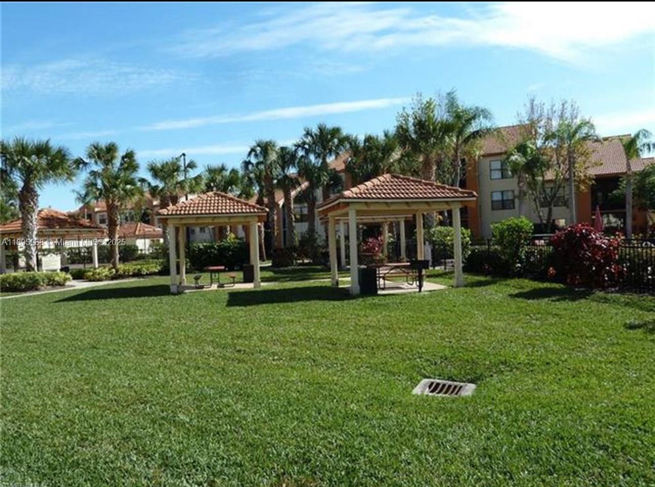 MUSA AT DANIELS - Residential