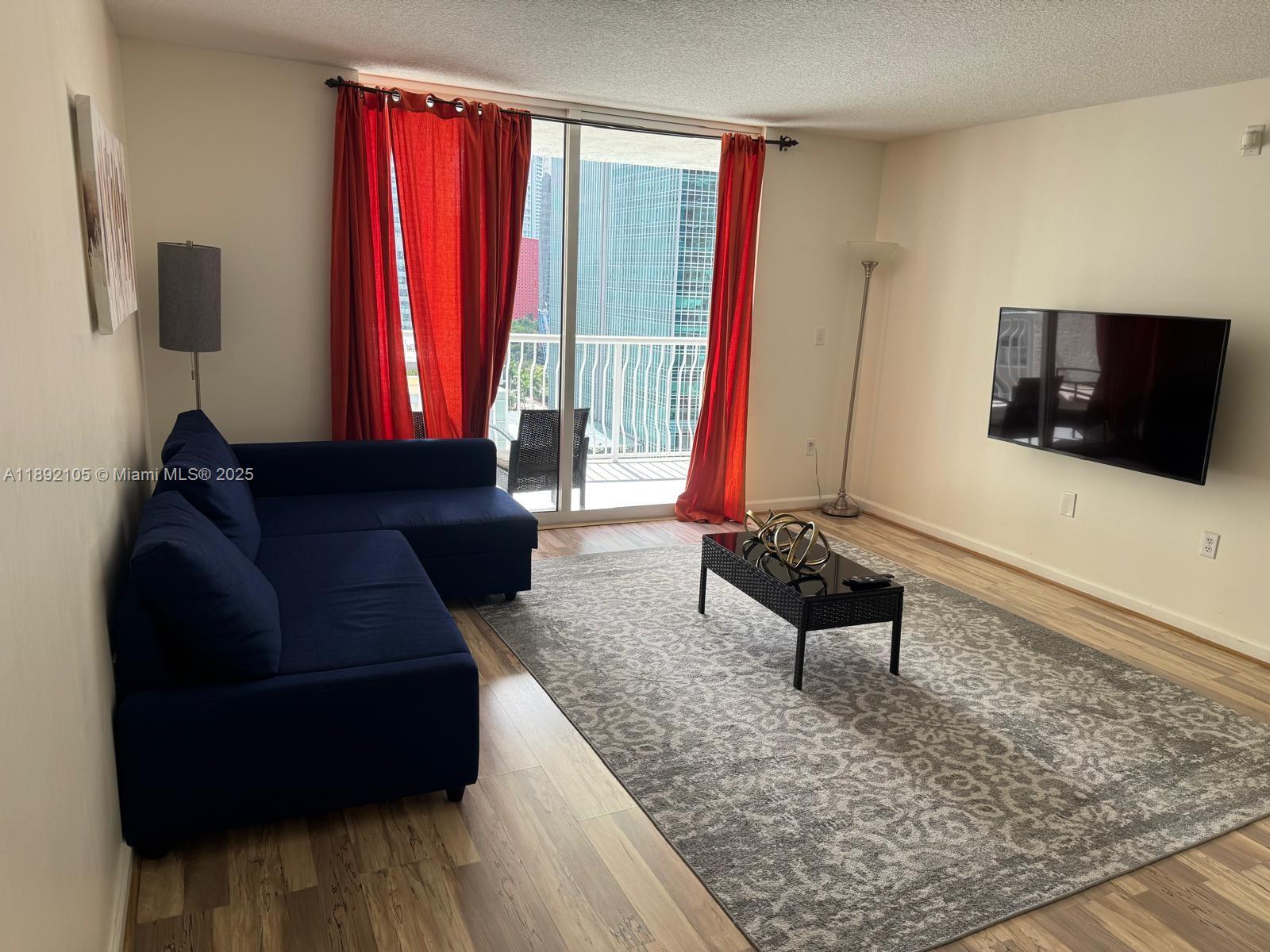 1200 Brickell Bay Dr 1919