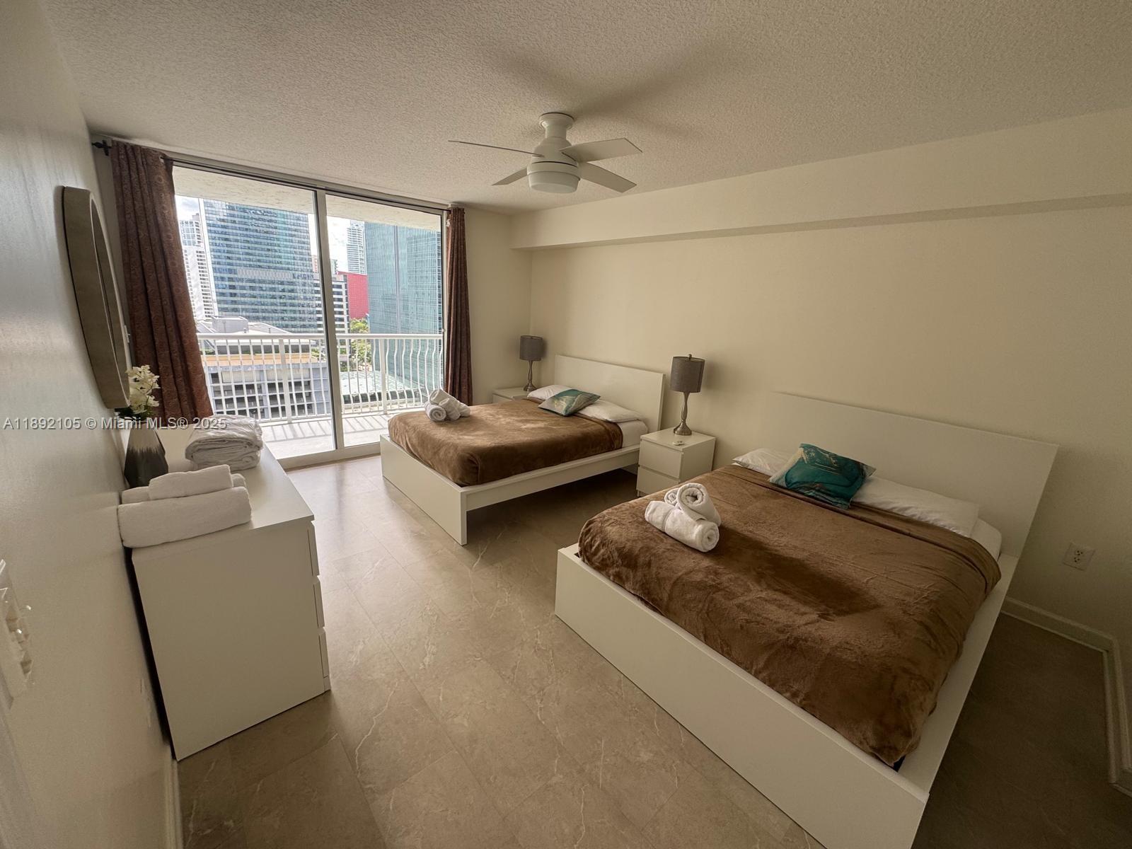 THE CLUB AT BRICKELL BAY - Residential