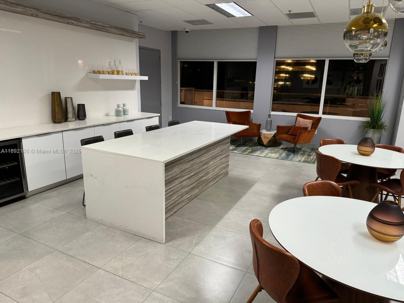 THE CLUB AT BRICKELL BAY - Residential