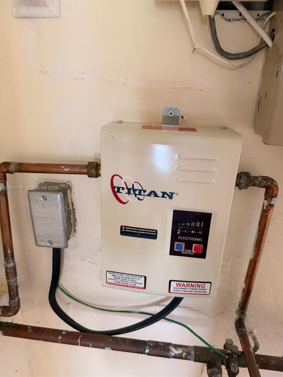 KINGSLEY AT CENTURY VILLA - Residential