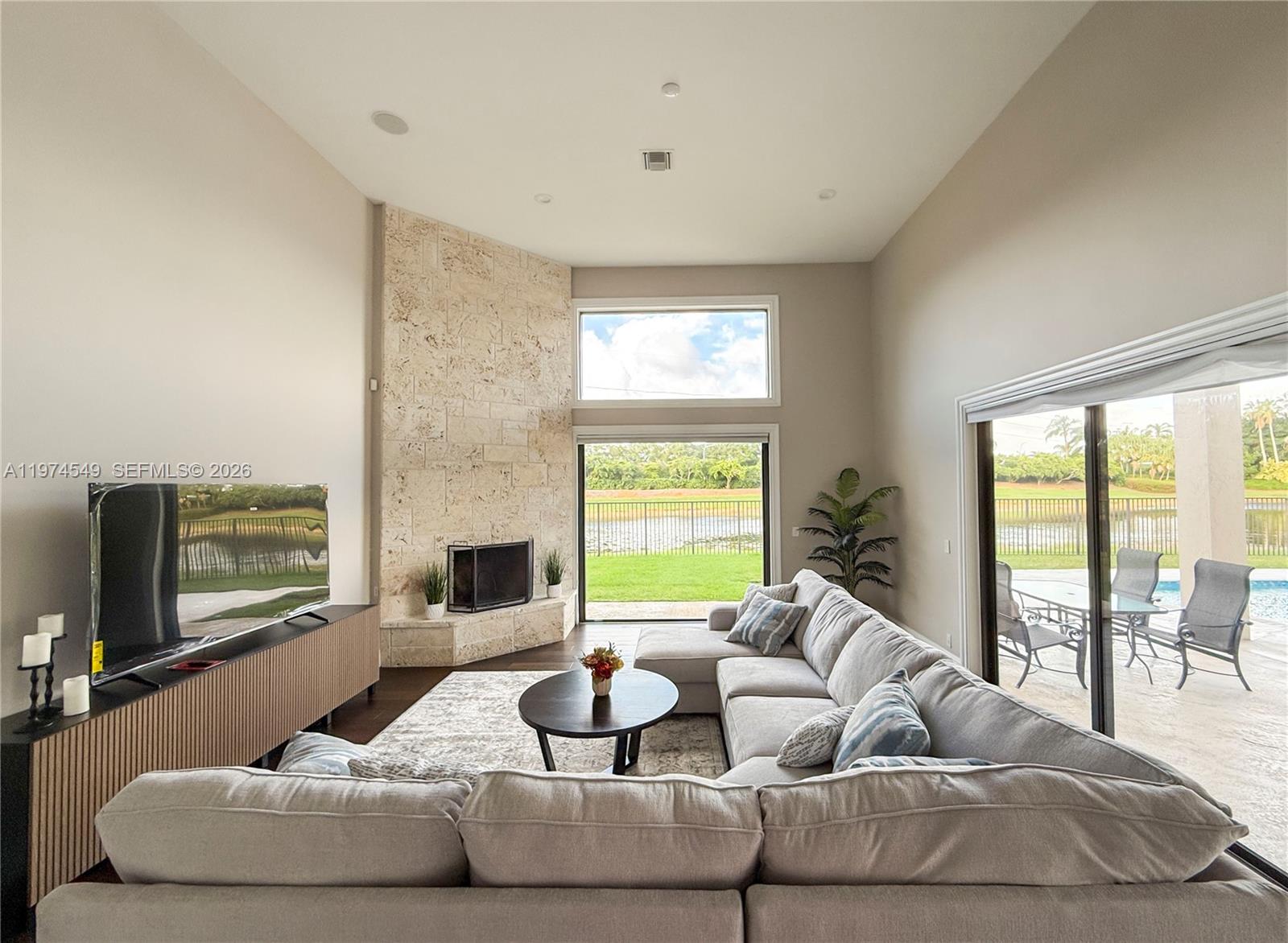 SECTOR 6 - Residential Lease