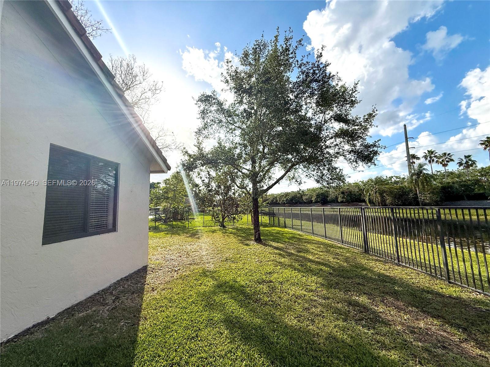 SECTOR 6 - Residential Lease