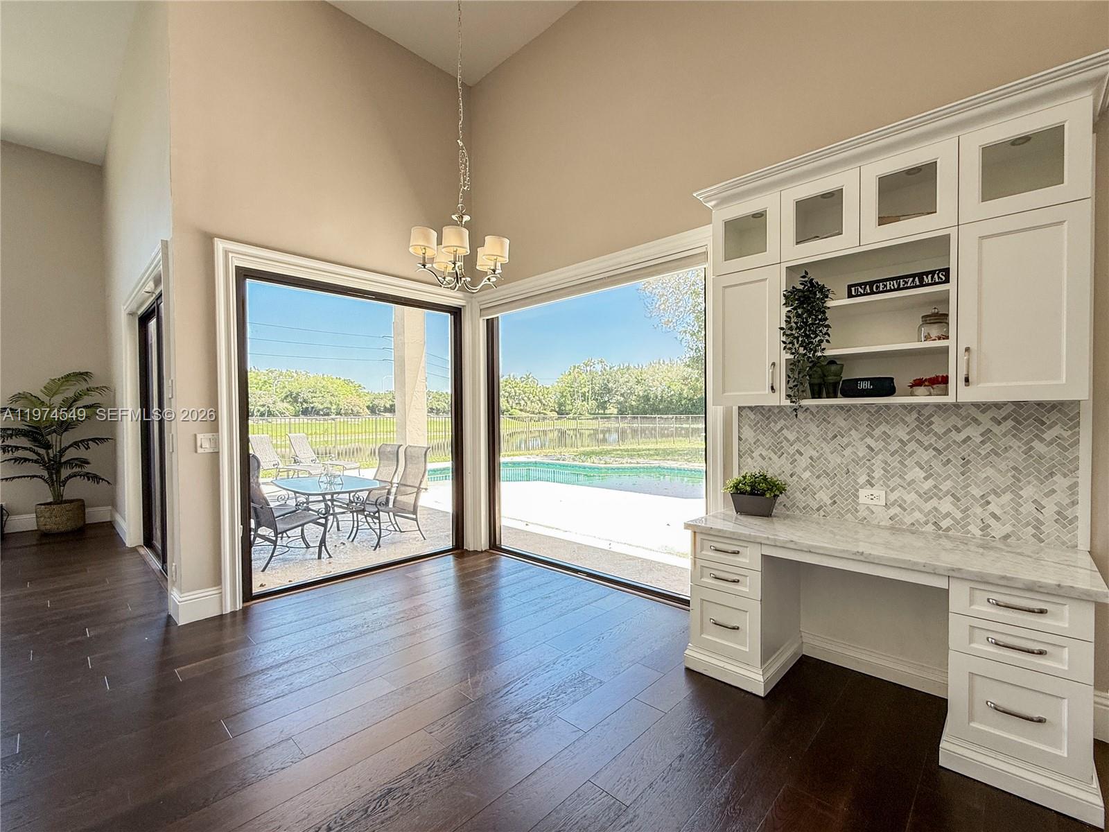 SECTOR 6 - Residential Lease