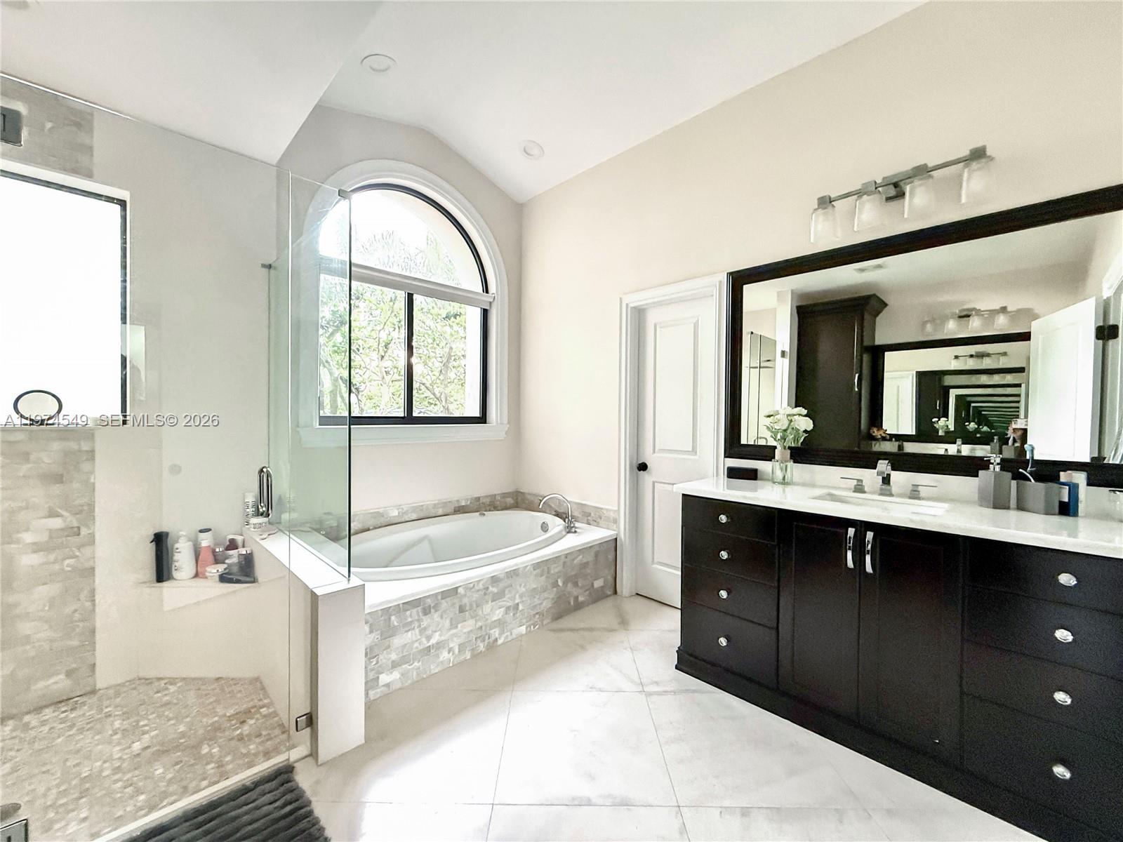 SECTOR 6 - Residential Lease