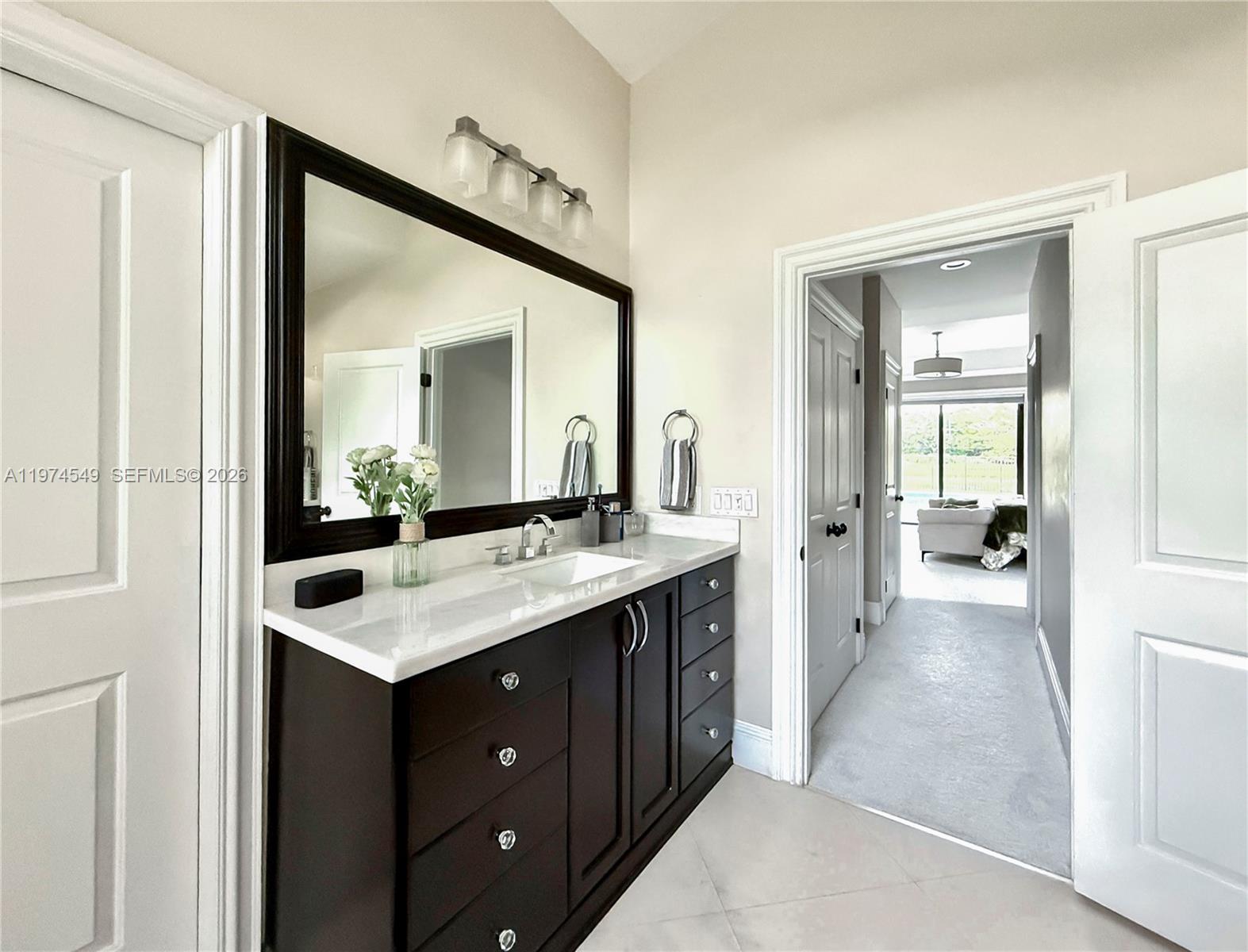 SECTOR 6 - Residential Lease