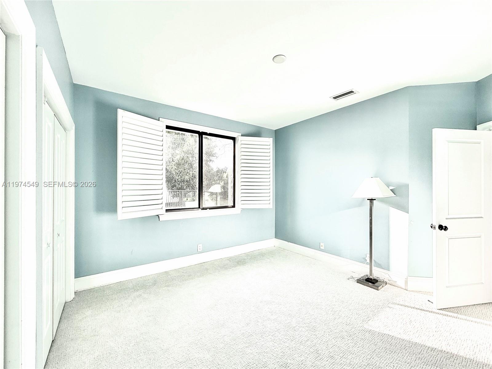 SECTOR 6 - Residential Lease