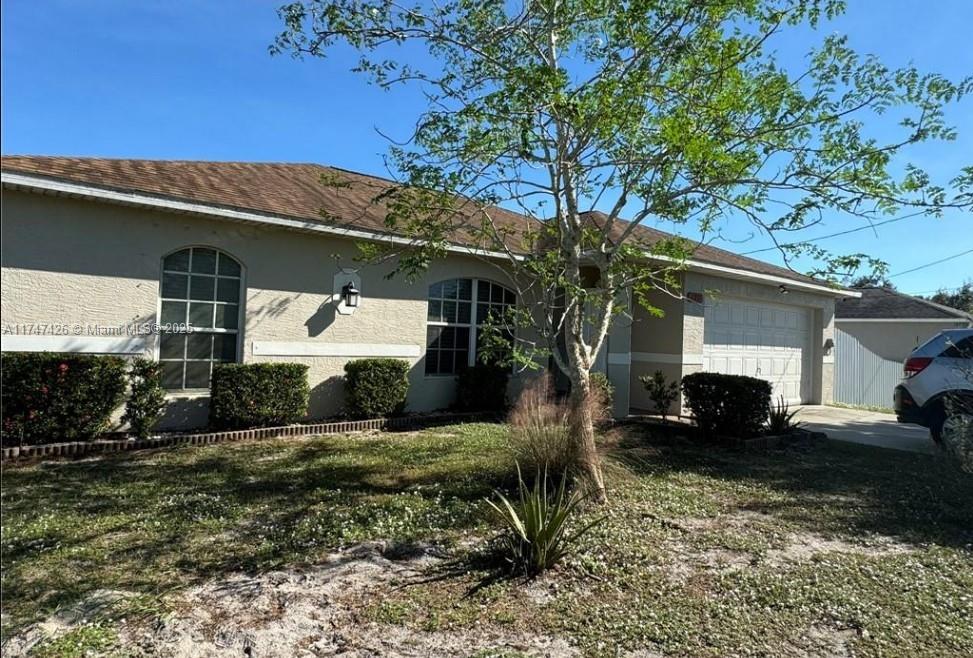 Property for Sale at 127 Blackstone Dr, Fort Myers, Lee County, Florida - Bedrooms: 4 
Bathrooms: 3  - $379,900