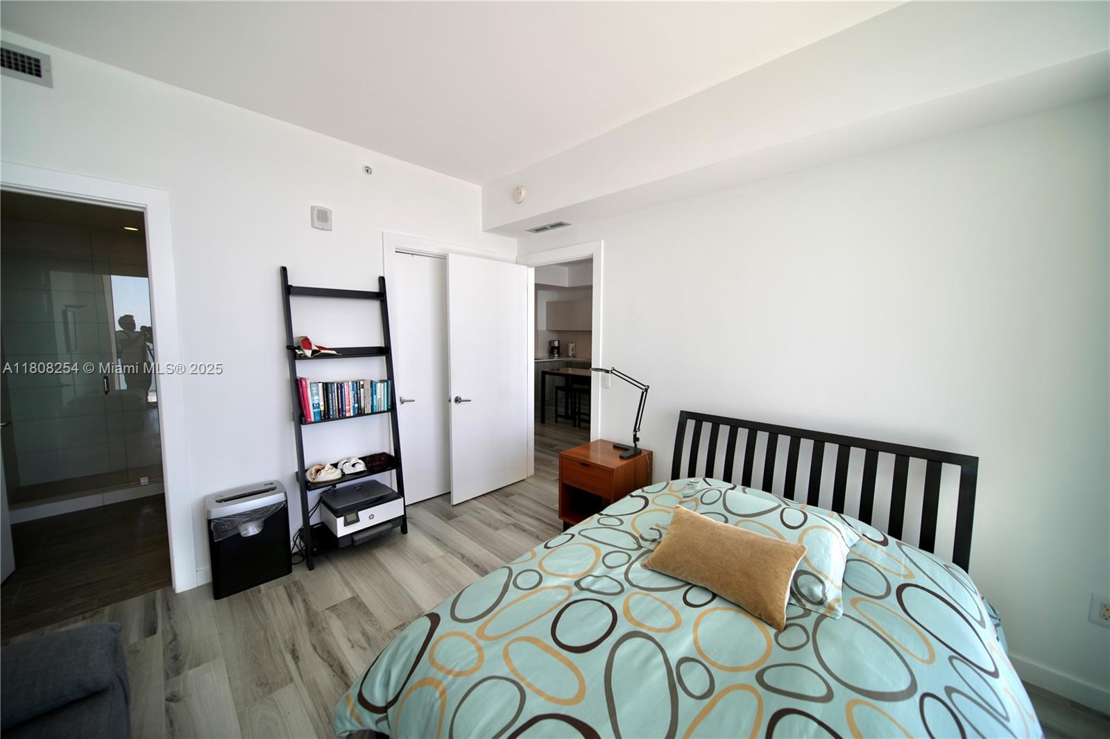 BISCAYNE BEACH CONDO - Residential