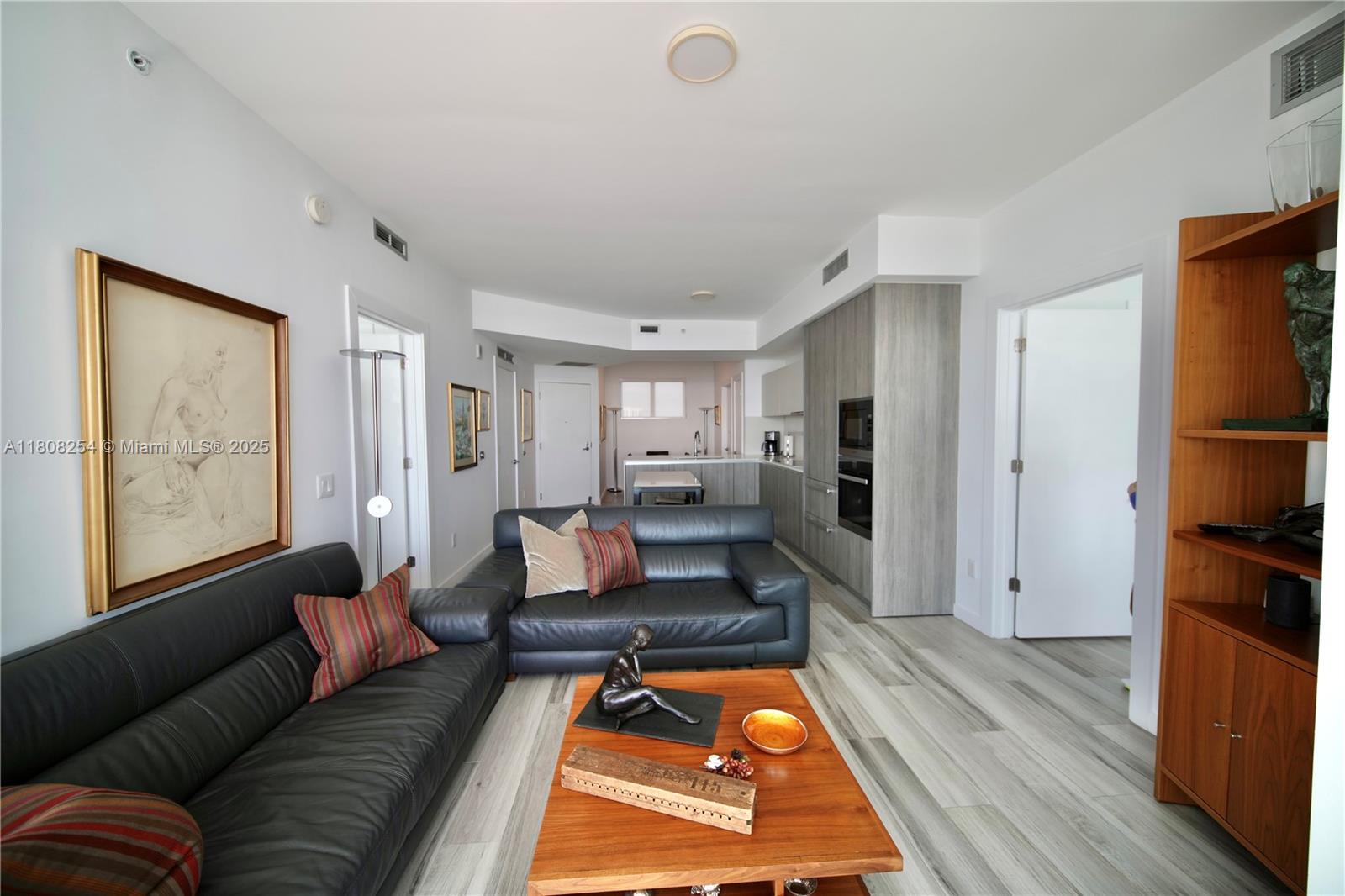 BISCAYNE BEACH CONDO - Residential