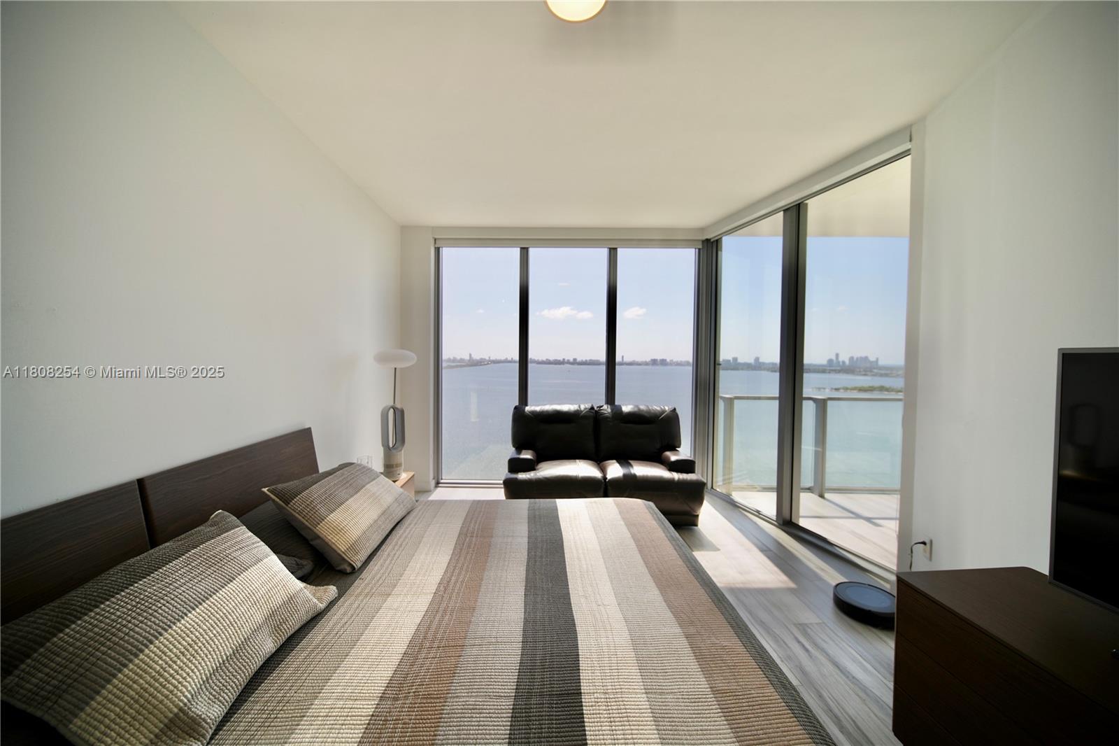 BISCAYNE BEACH CONDO - Residential