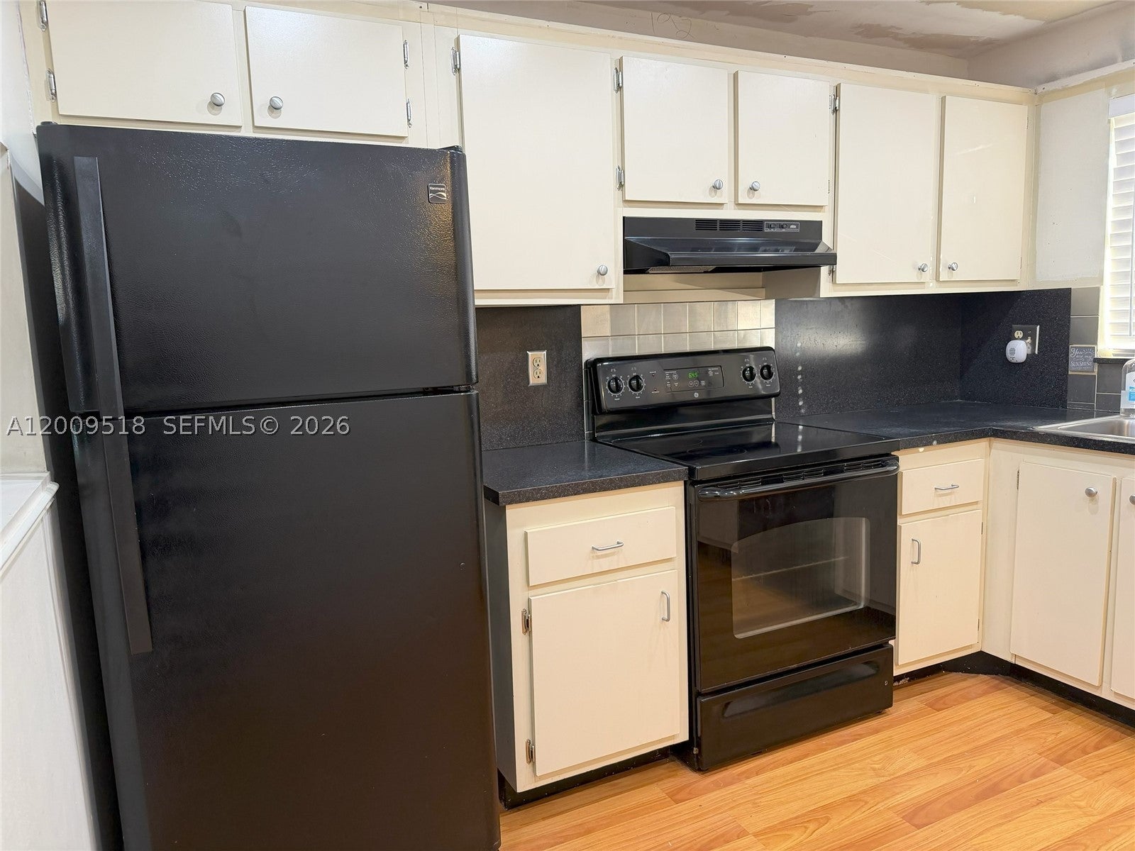 10467 Sunrise Lakes Blvd 205, Sunrise FL 33322