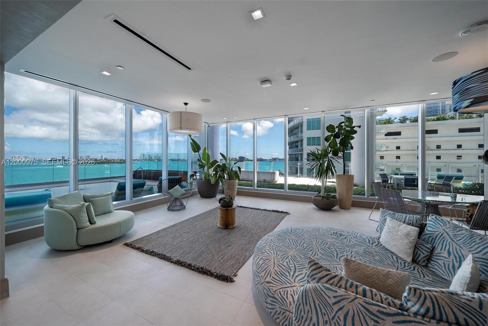 ESCOTTONIA PARK - Residential Lease