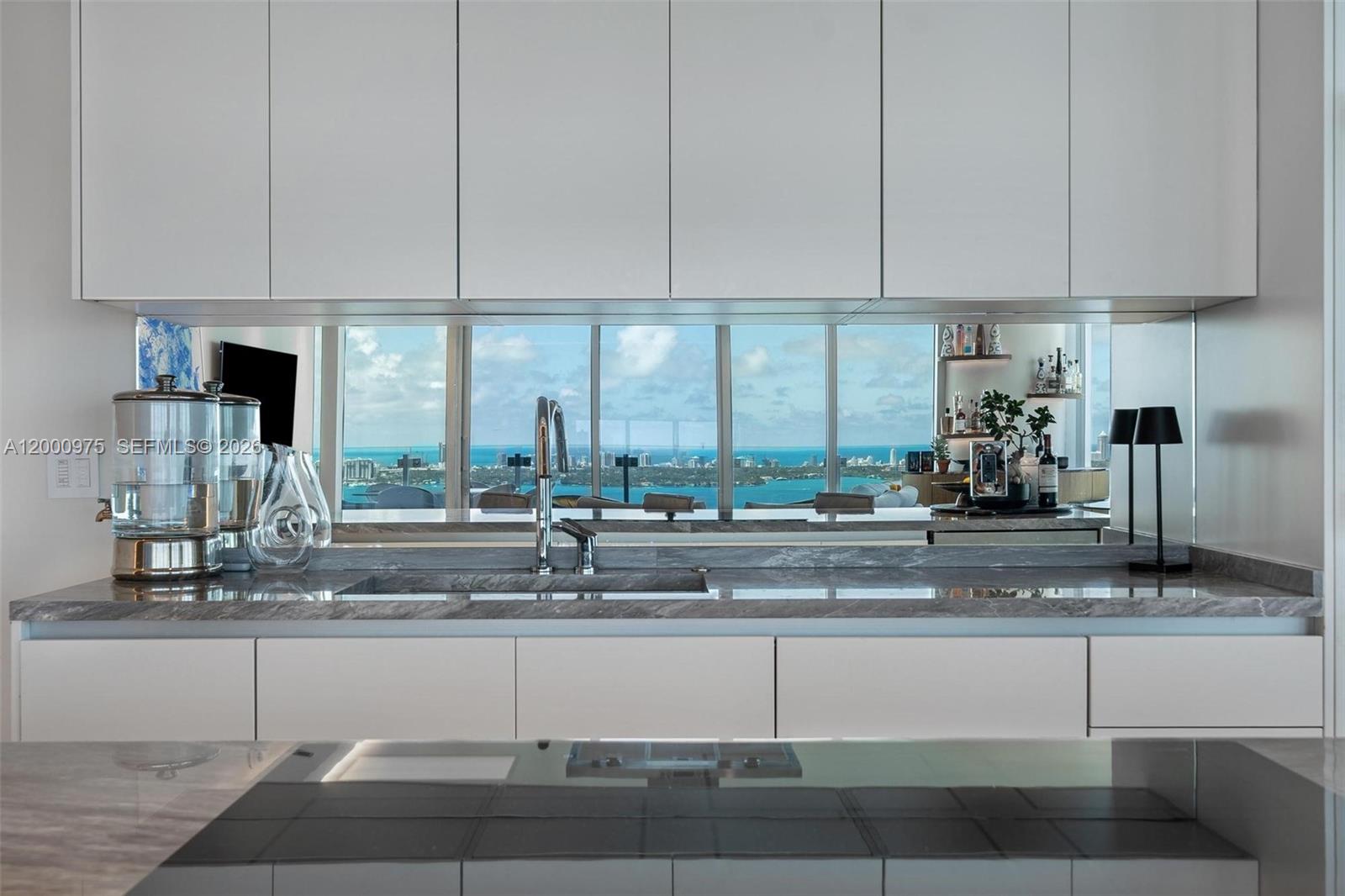 ESCOTTONIA PARK - Residential Lease