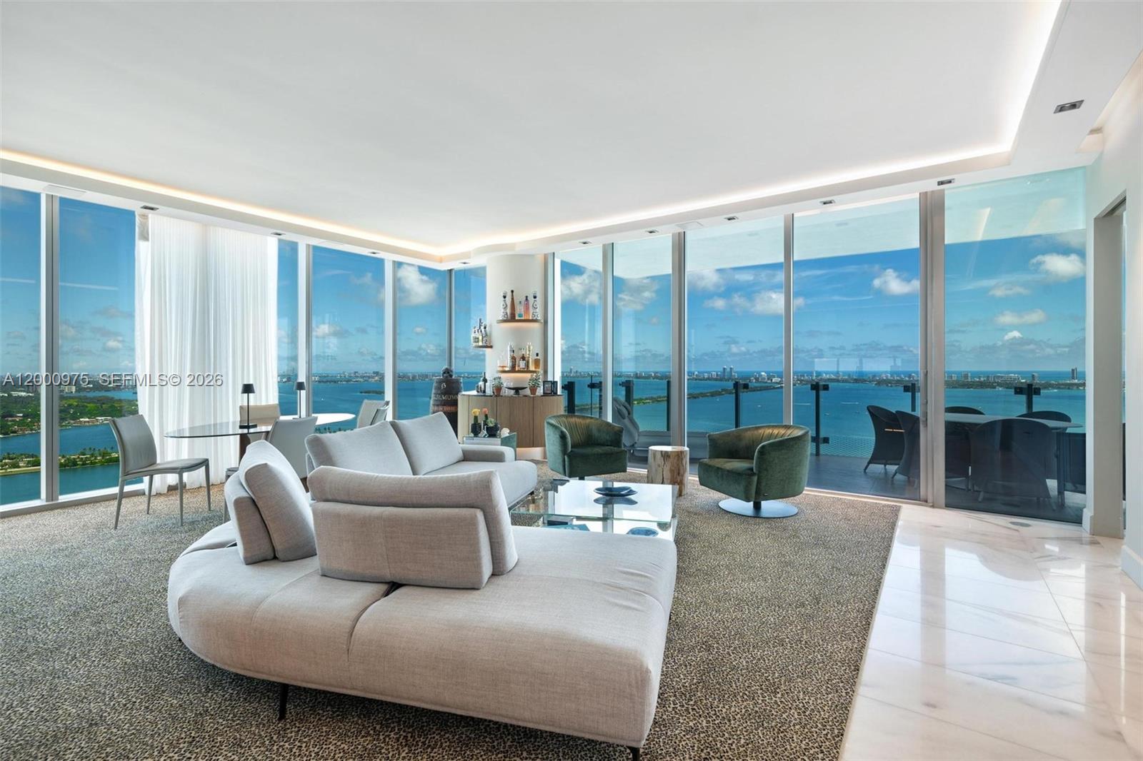 ESCOTTONIA PARK - Residential Lease