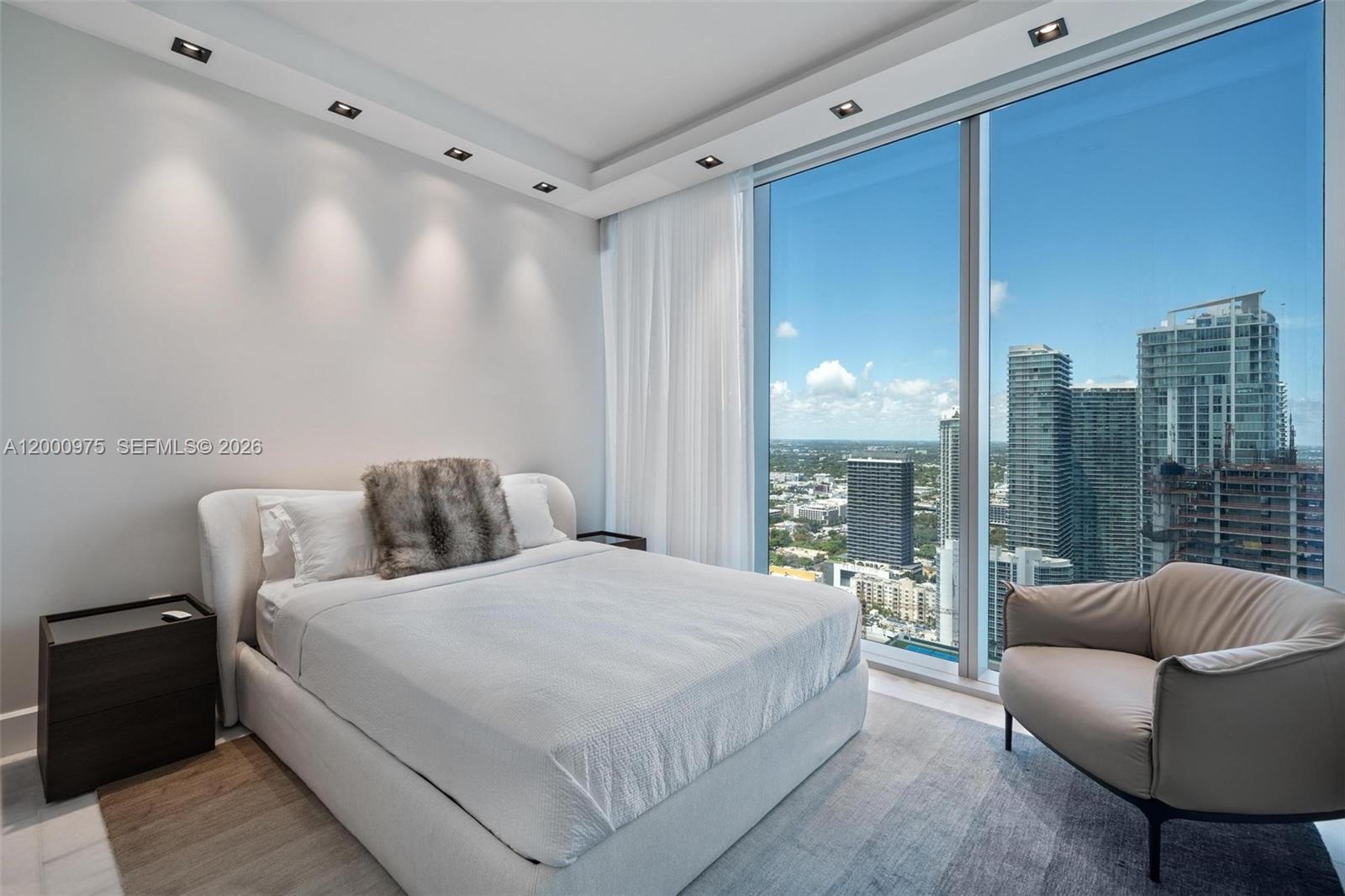 ESCOTTONIA PARK - Residential Lease