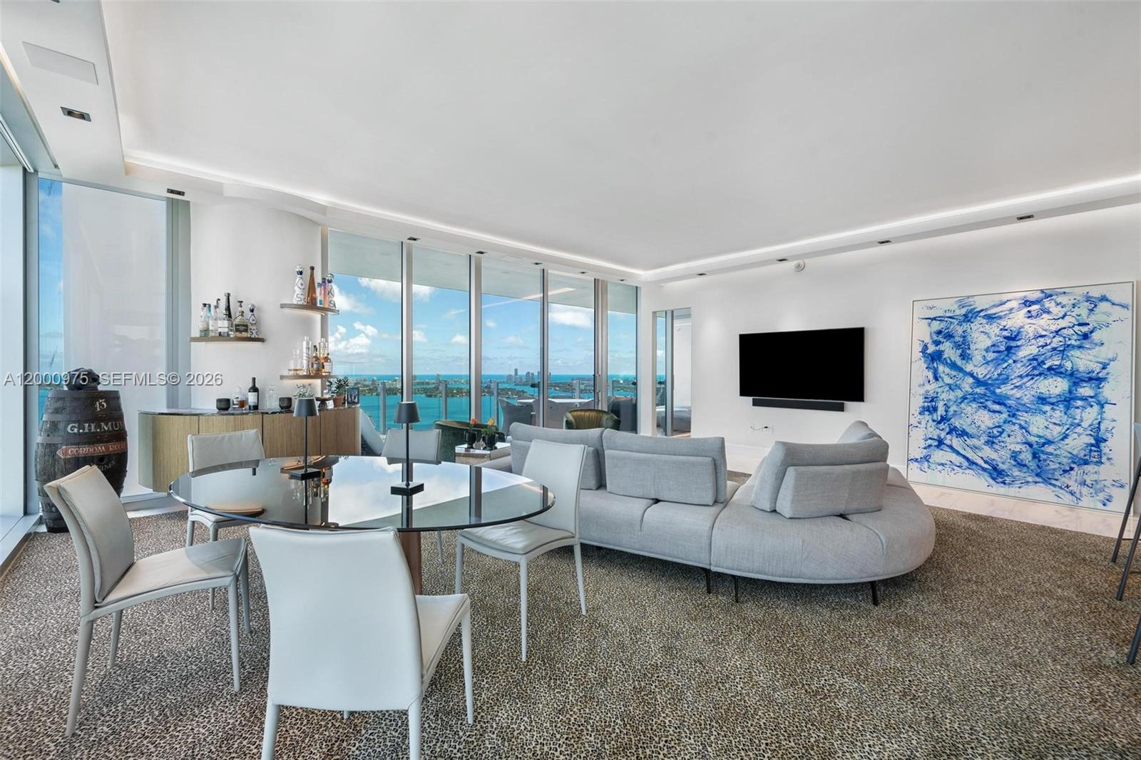 ESCOTTONIA PARK - Residential Lease