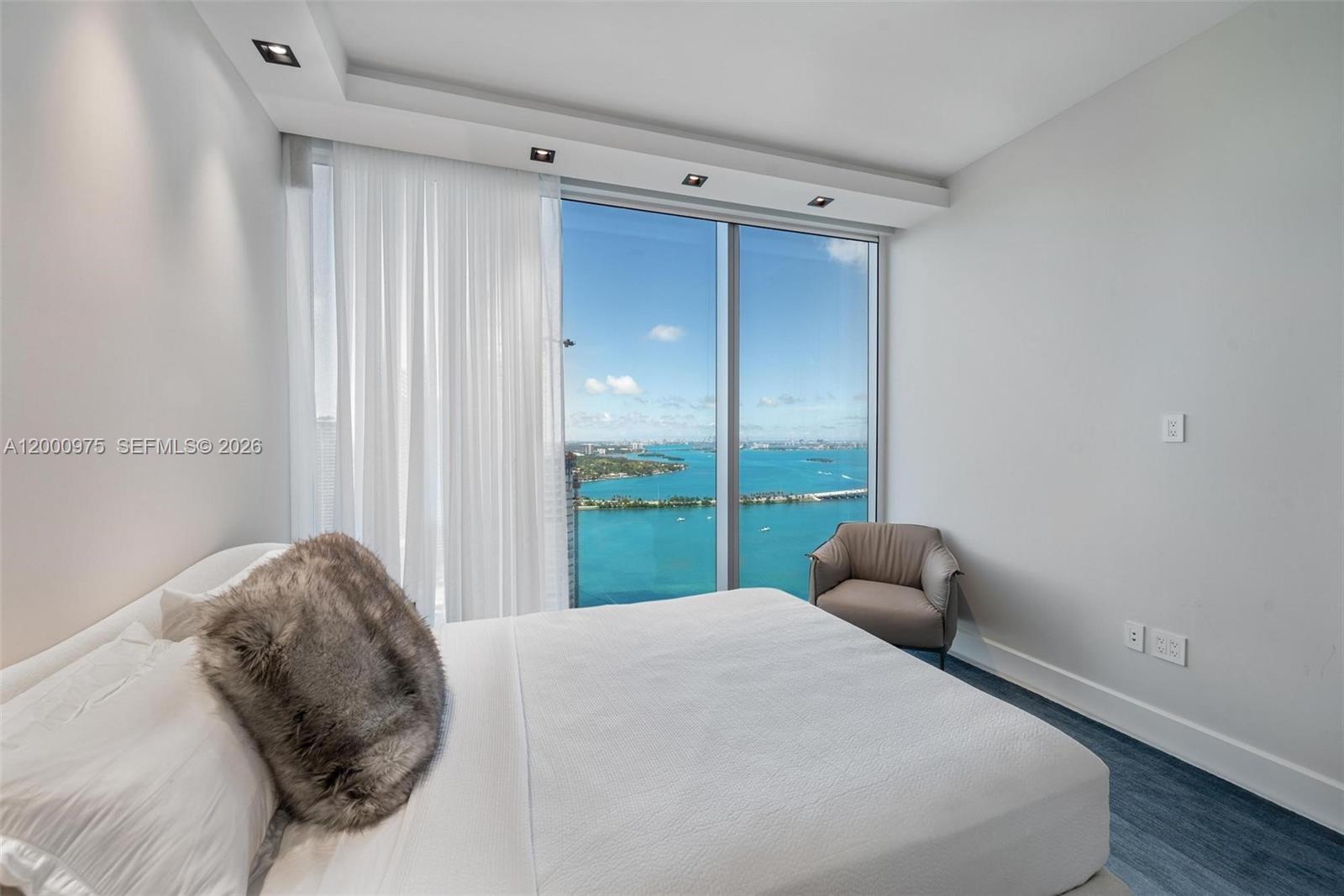 ESCOTTONIA PARK - Residential Lease