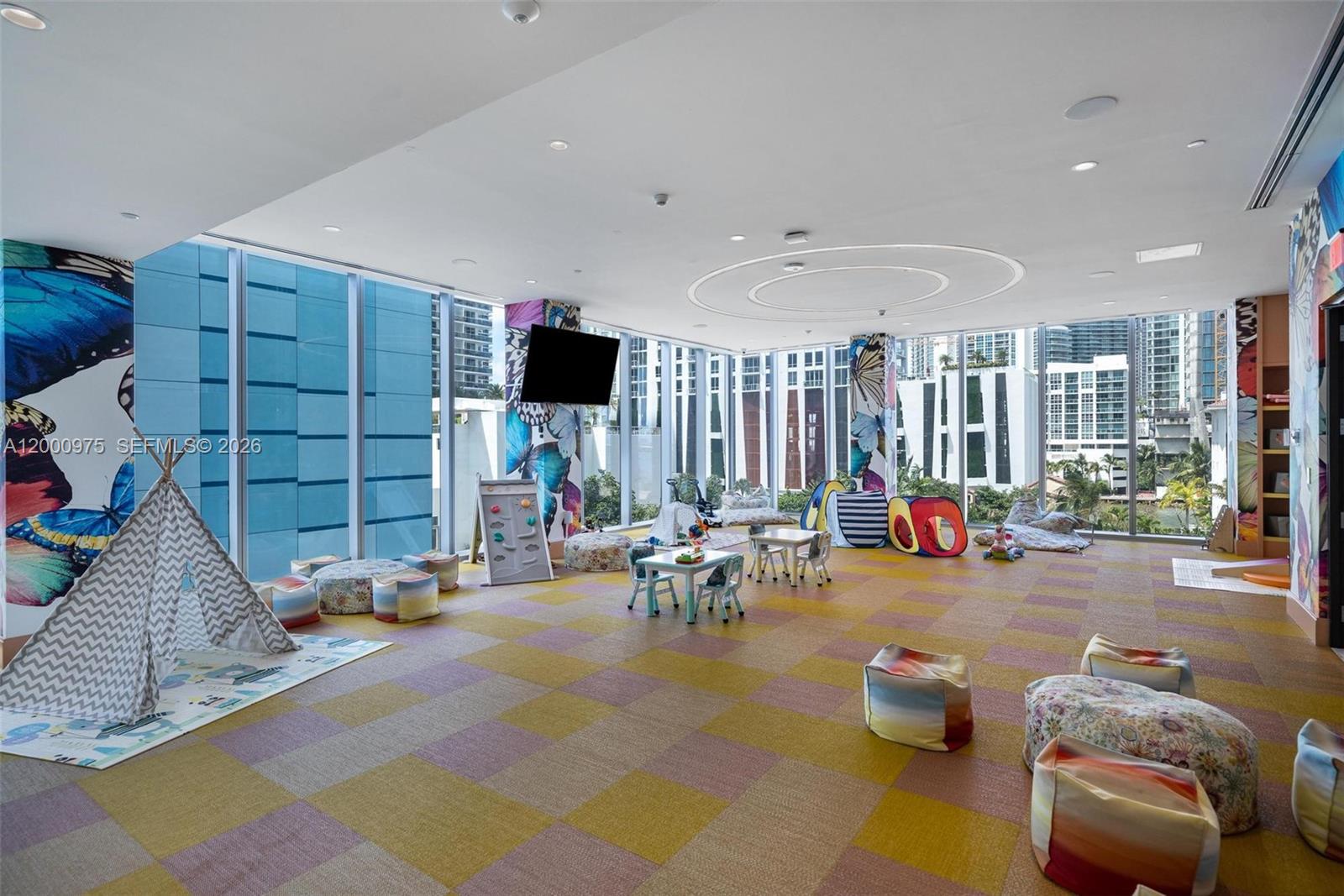 ESCOTTONIA PARK - Residential Lease