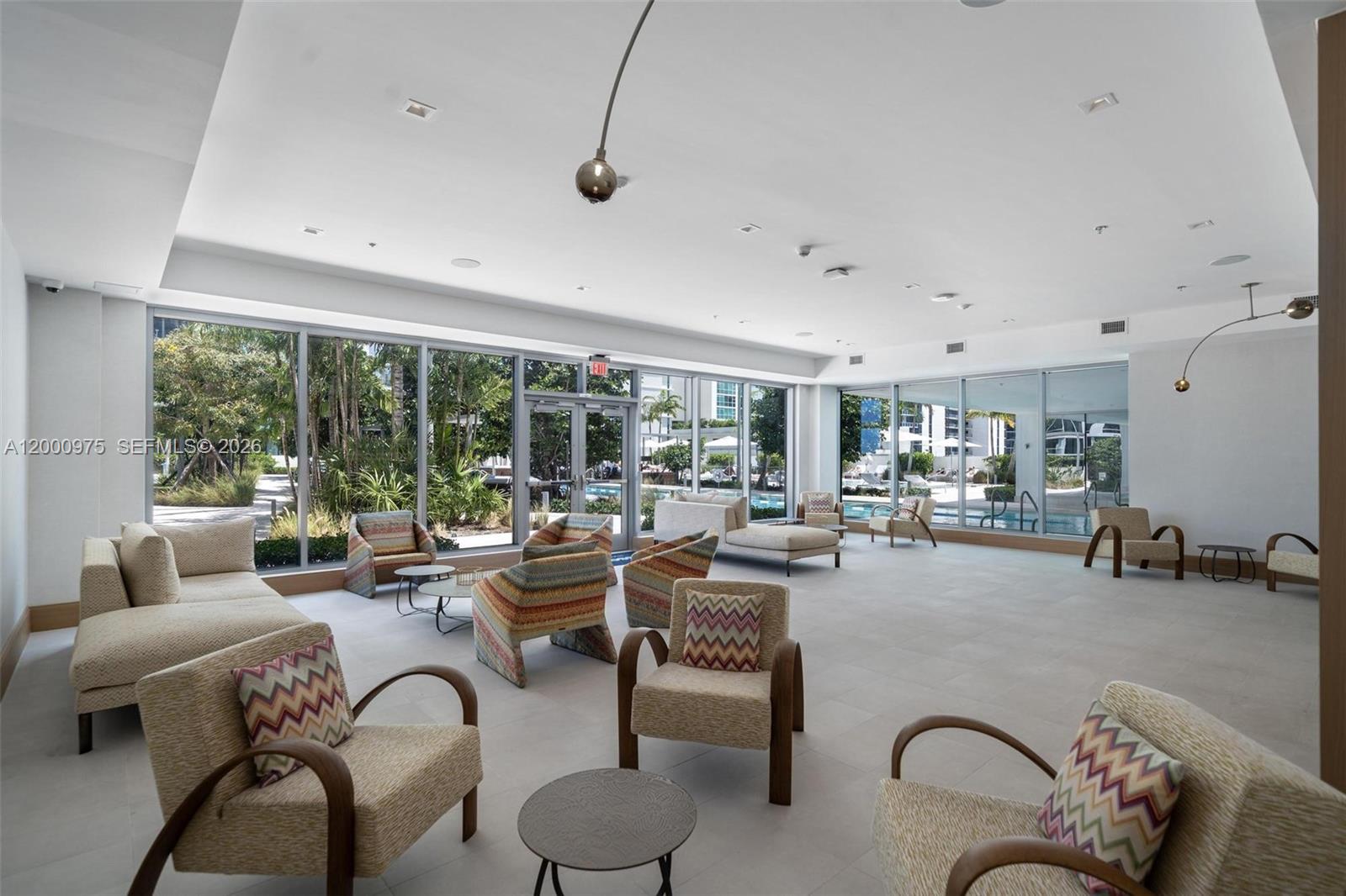 ESCOTTONIA PARK - Residential Lease