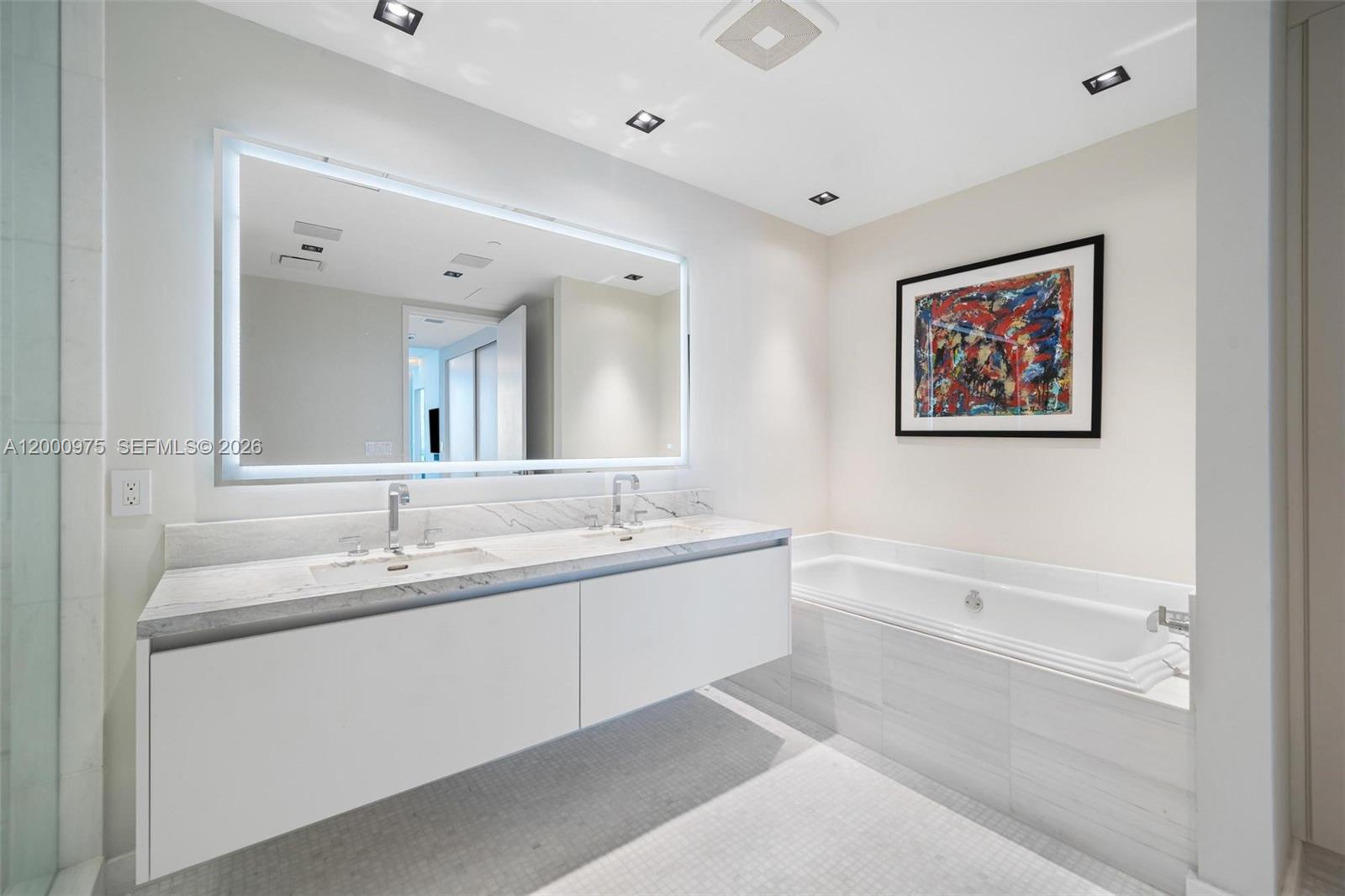 ESCOTTONIA PARK - Residential Lease