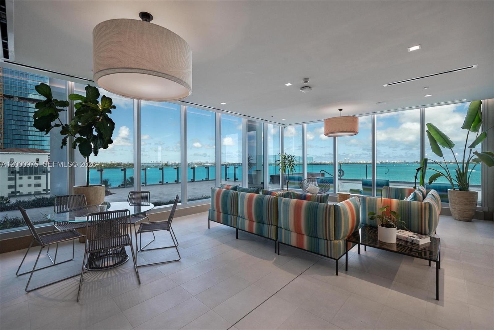 ESCOTTONIA PARK - Residential Lease