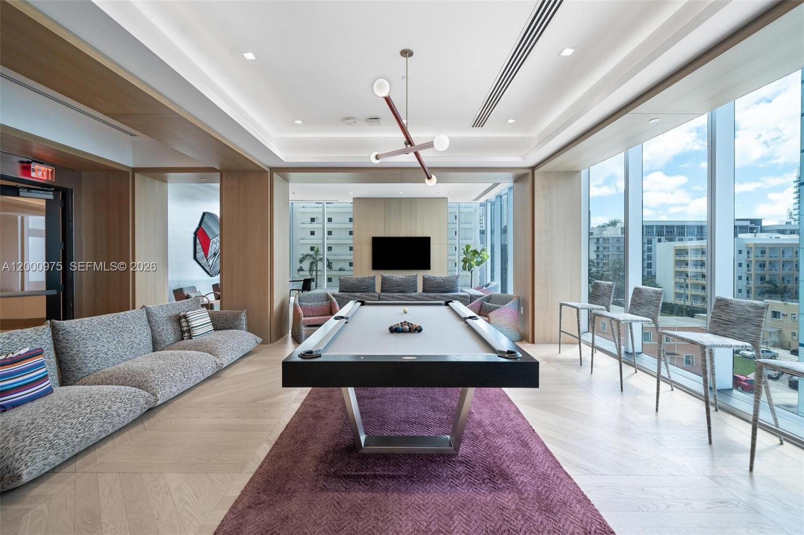 ESCOTTONIA PARK - Residential Lease