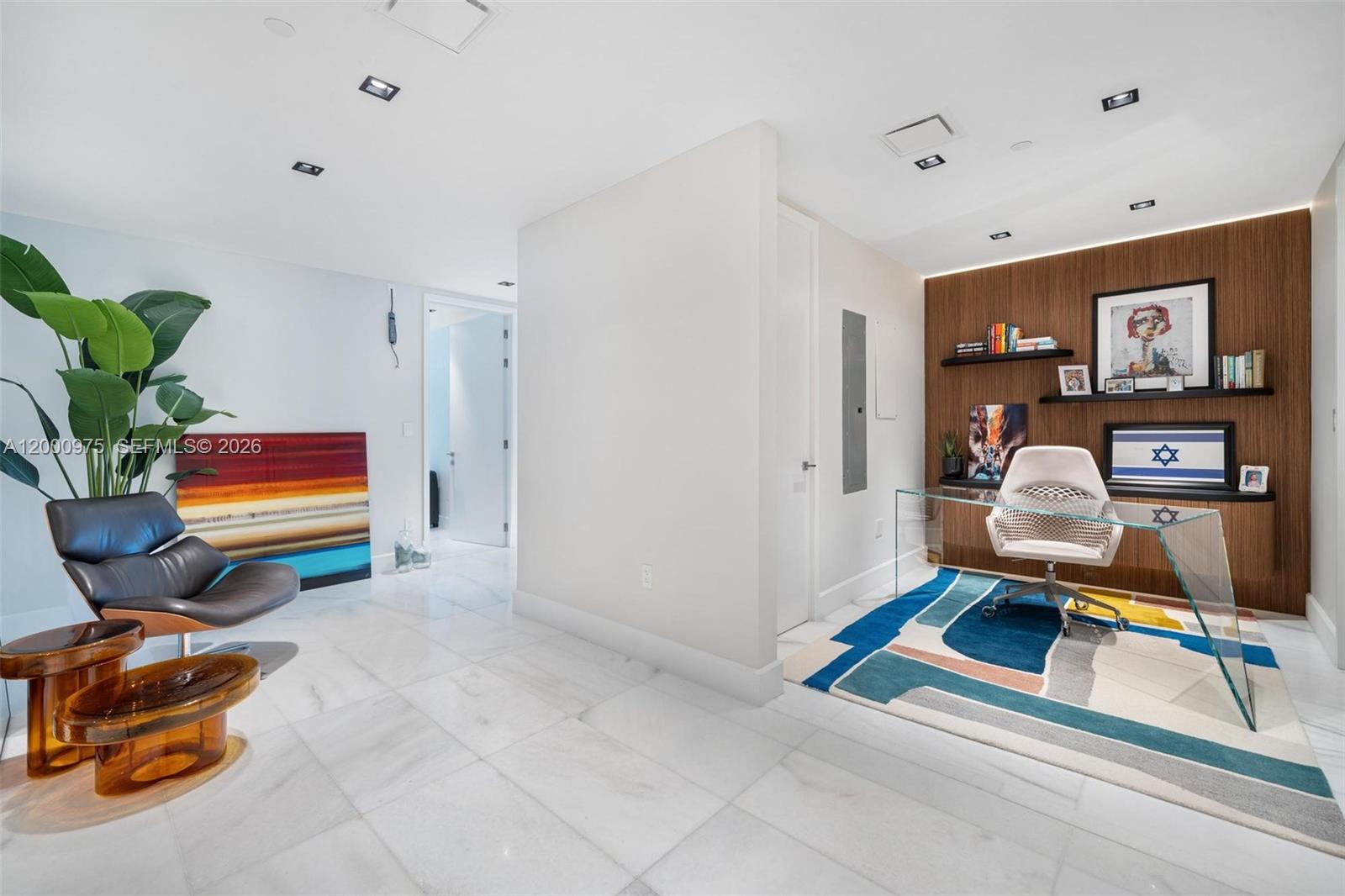 ESCOTTONIA PARK - Residential Lease