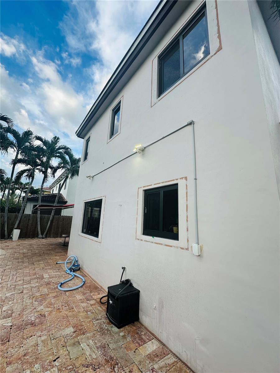 1608 SW 154th Ct