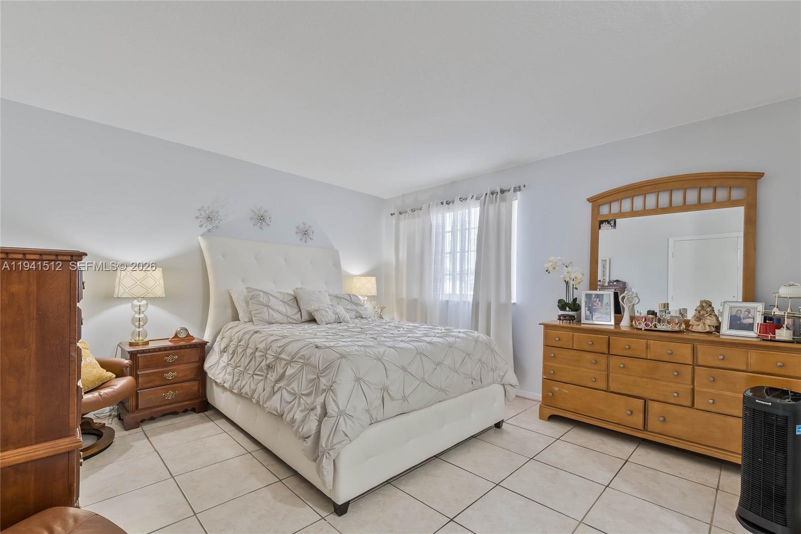 MONACO ESTATES AT KENDALL - Residential